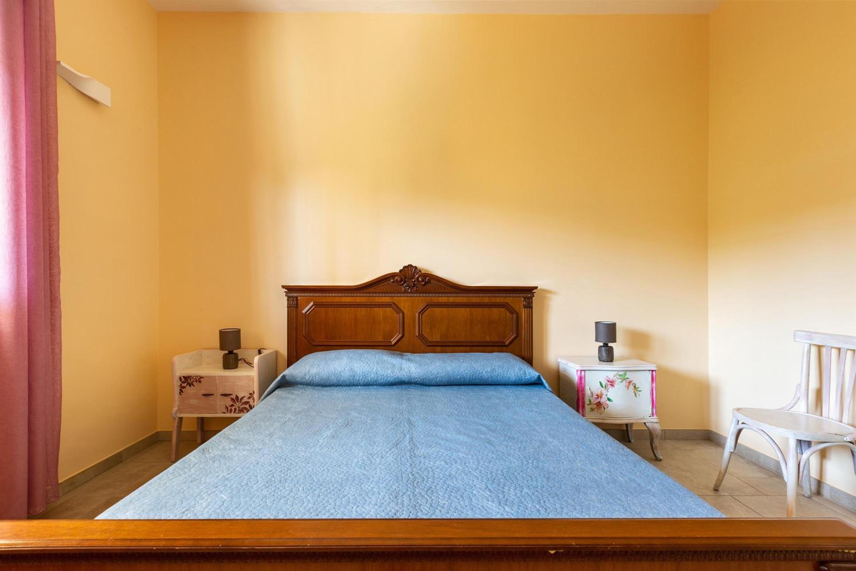 Two-Bedroom House photo 2