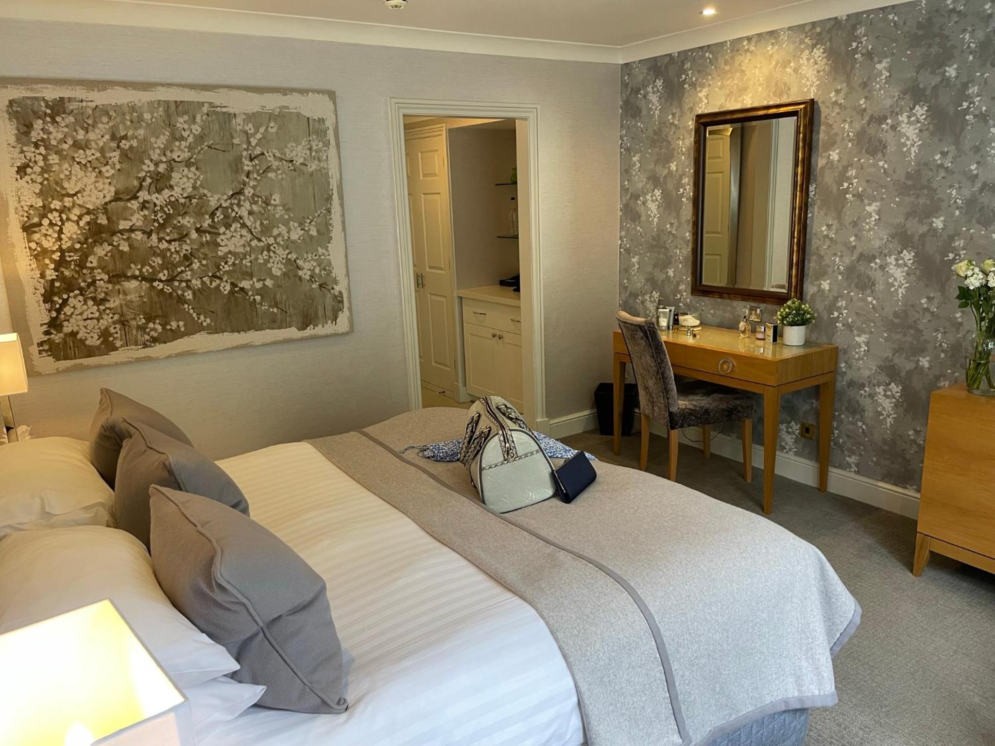 Comfy King Room - Photo 10