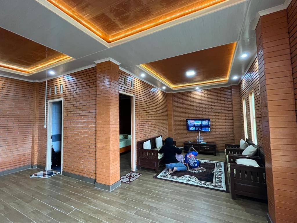 Three-Bedroom Villa photo 1