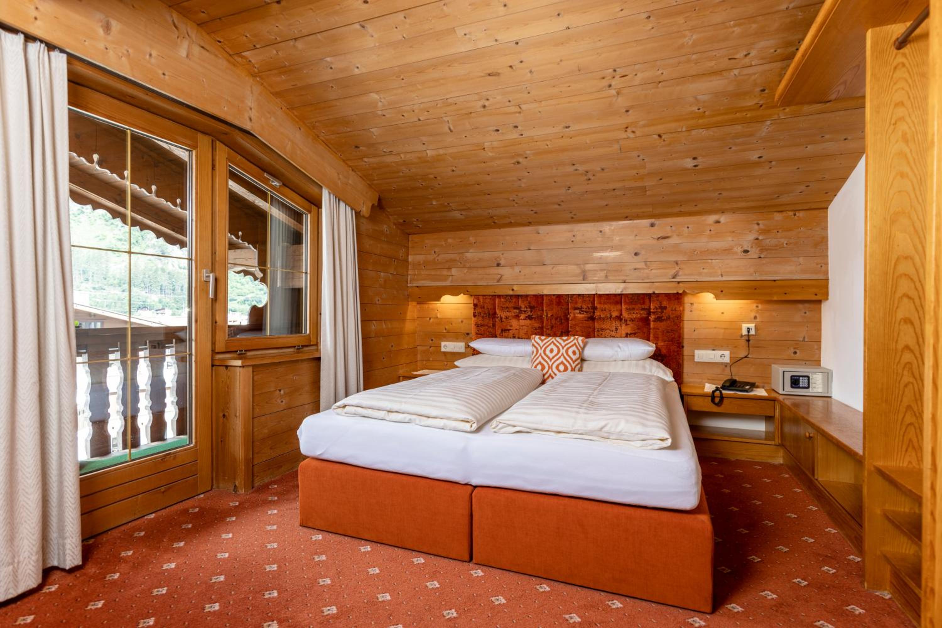 Double Room with Mountain View photo 3