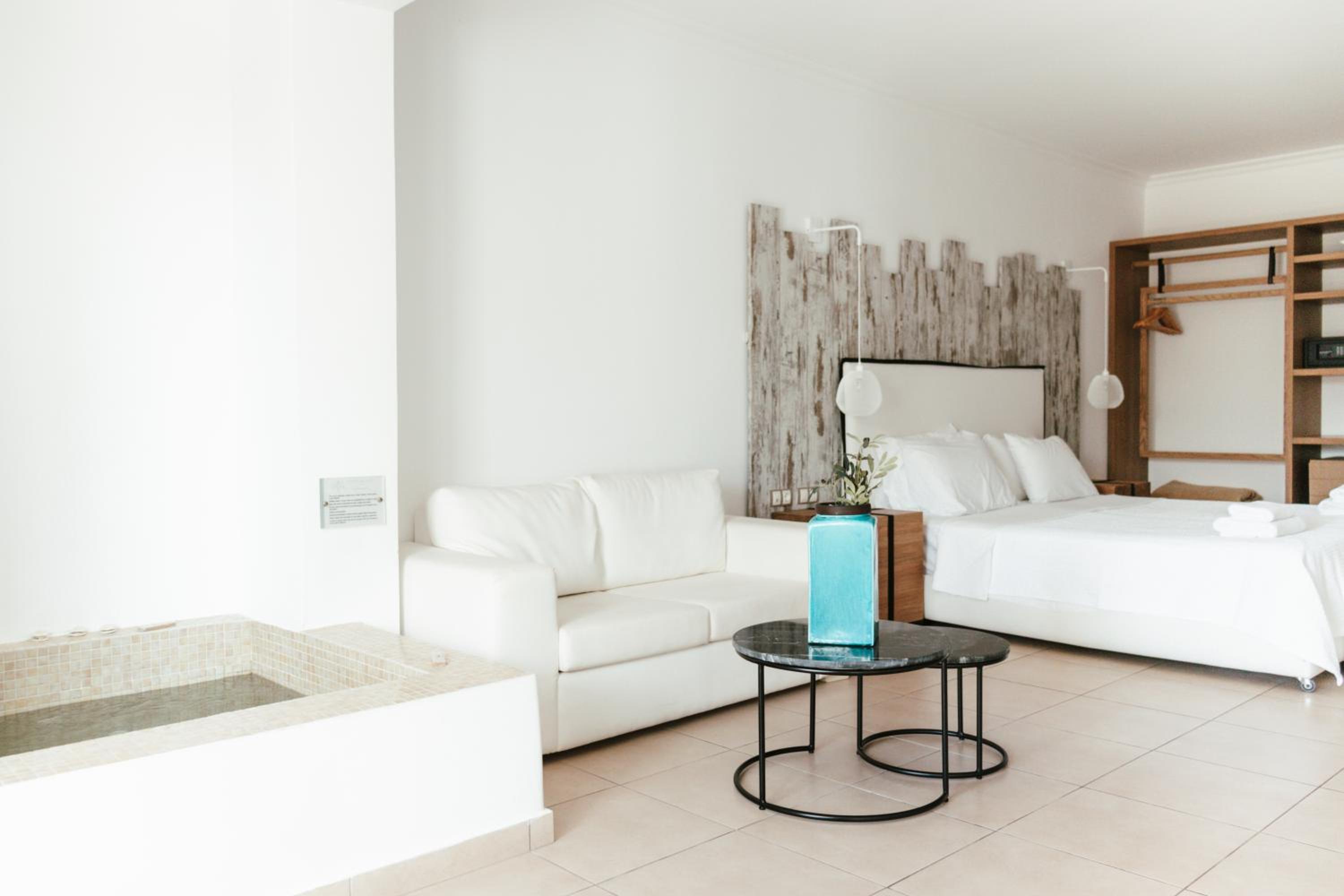 Junior Jacuzzi suite - Photo 3