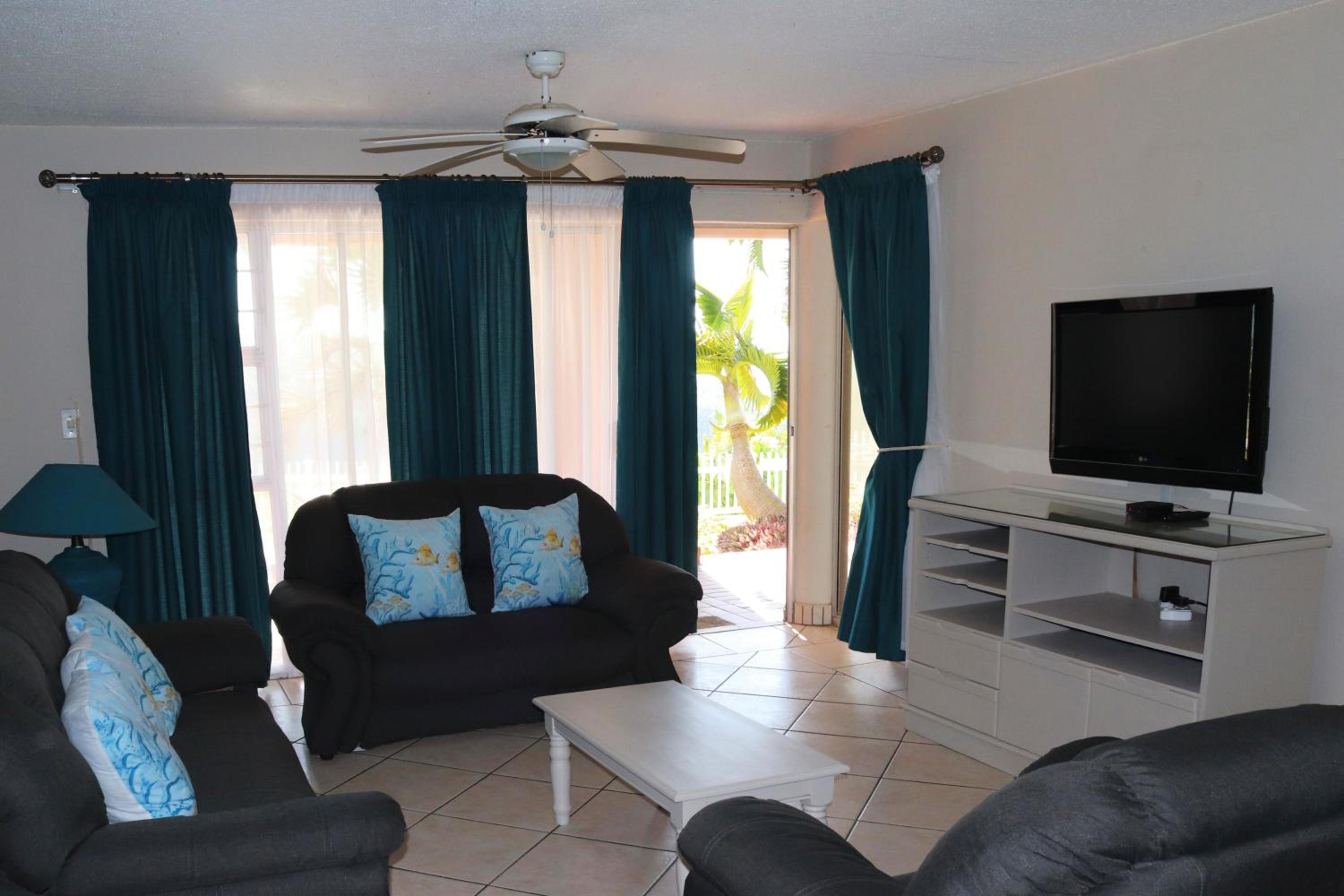 Apartment - Ground Floor photo 2