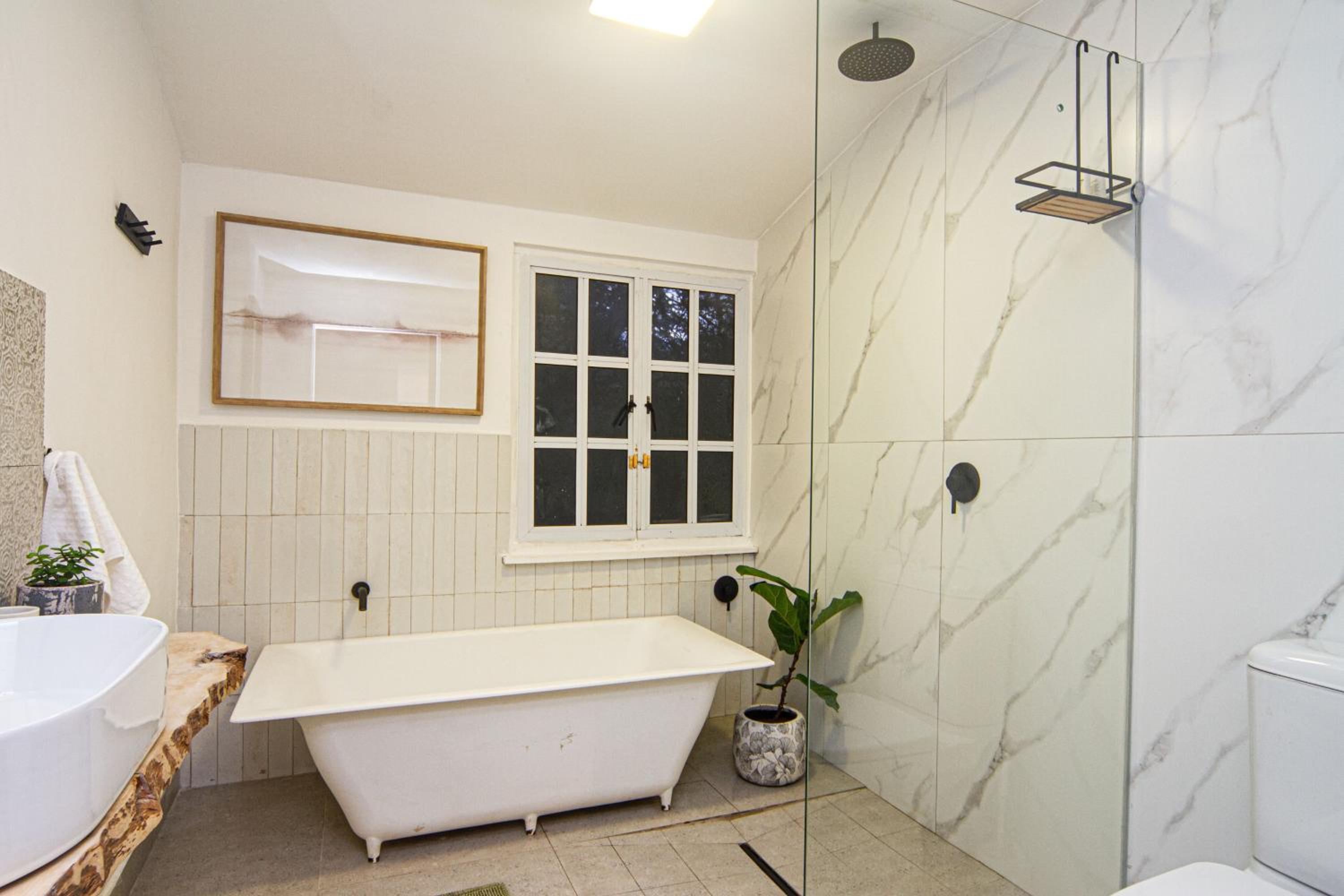 Twin Room - Photo 6