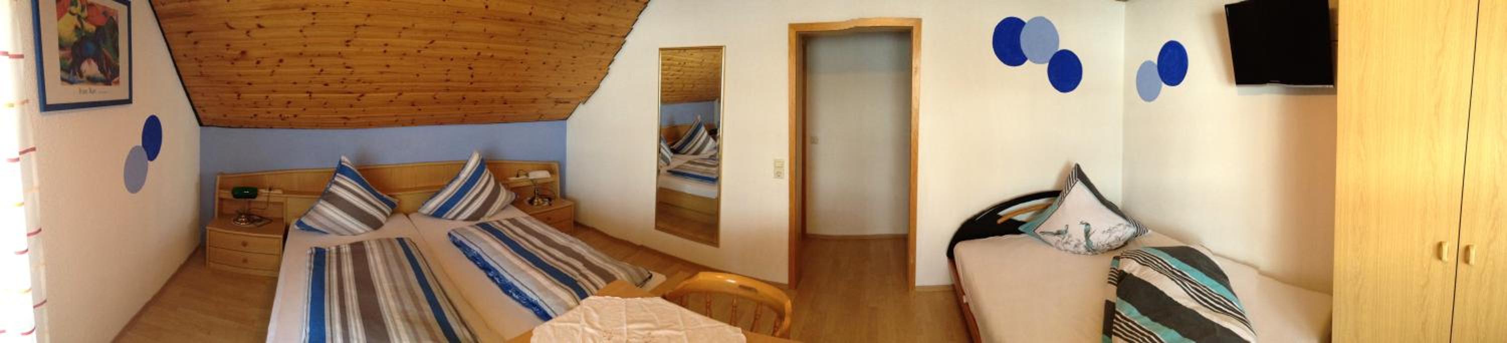 Triple Room - Photo 14