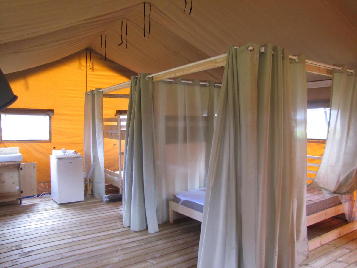 Tent - Photo 1
