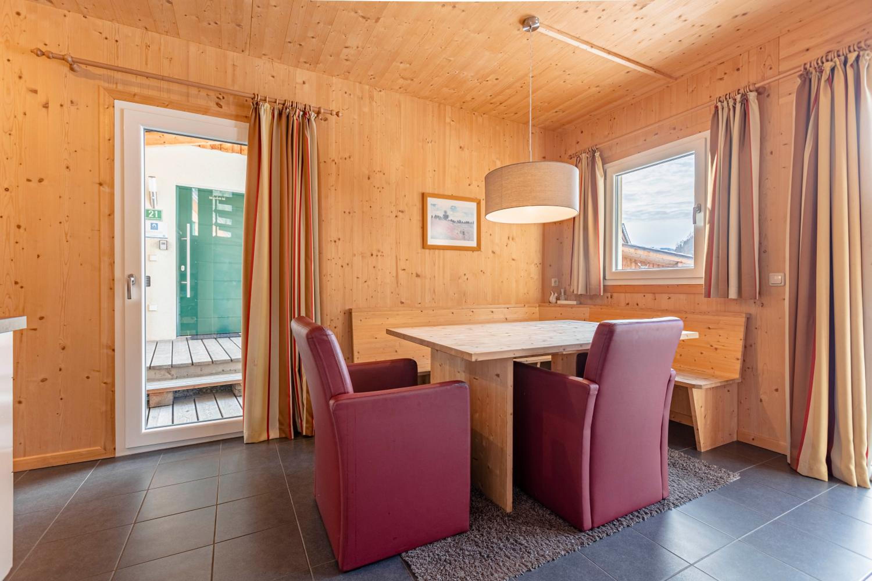 Chalet 21b with 3 bedrooms & ir-sauna photo 2