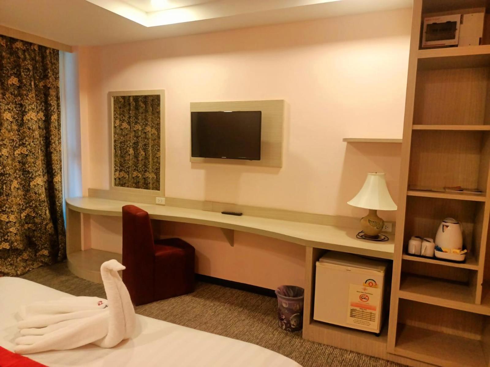 Deluxe Family Room - Photo 3