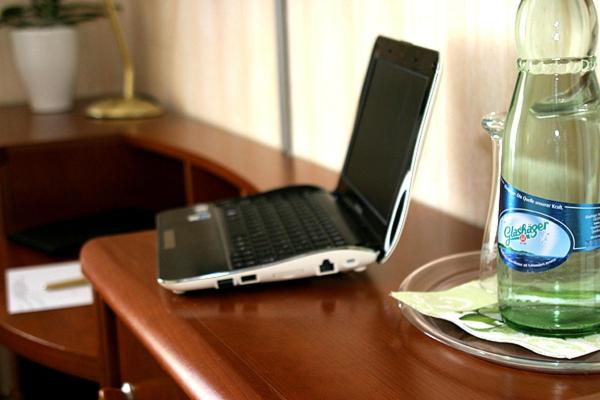Double Room with Balcony - Photo 6