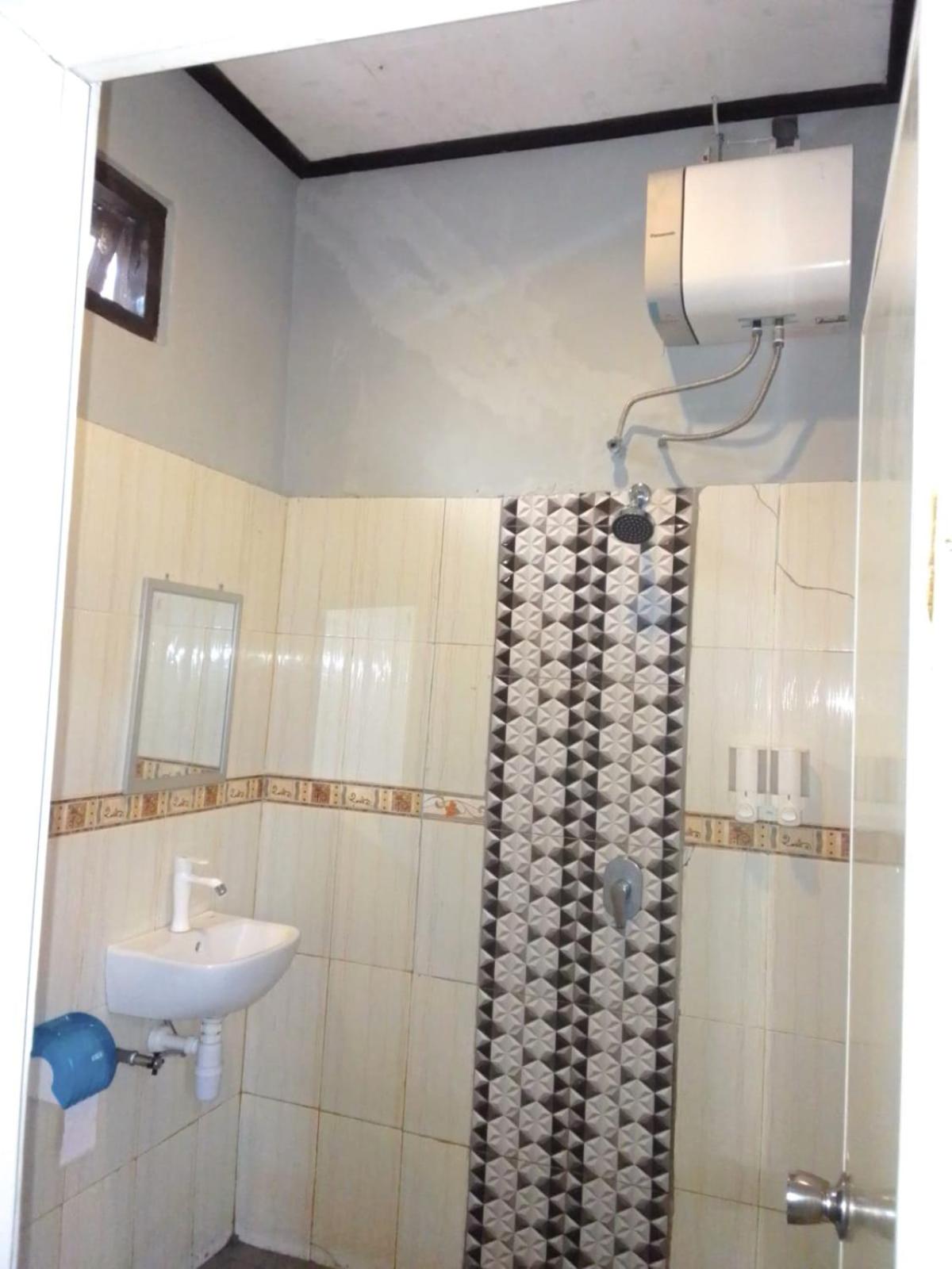 Double Room - Photo 10