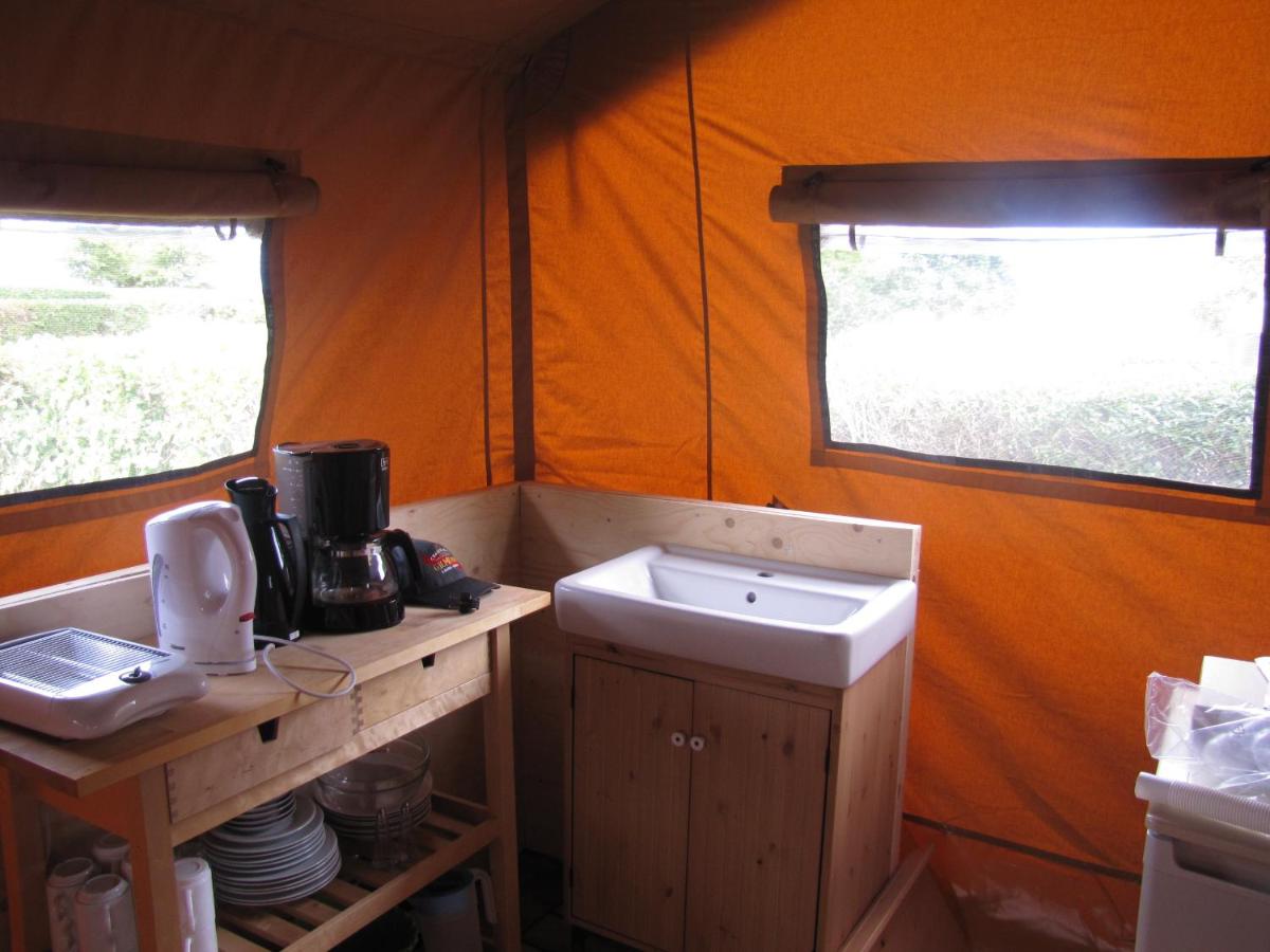 Tent - Photo 10