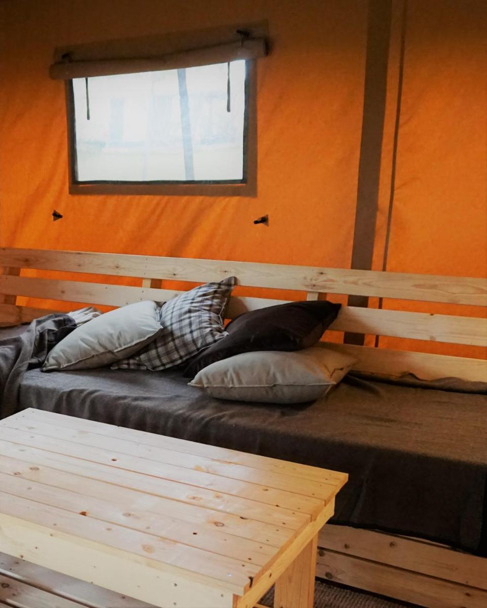 Tent - Photo 9