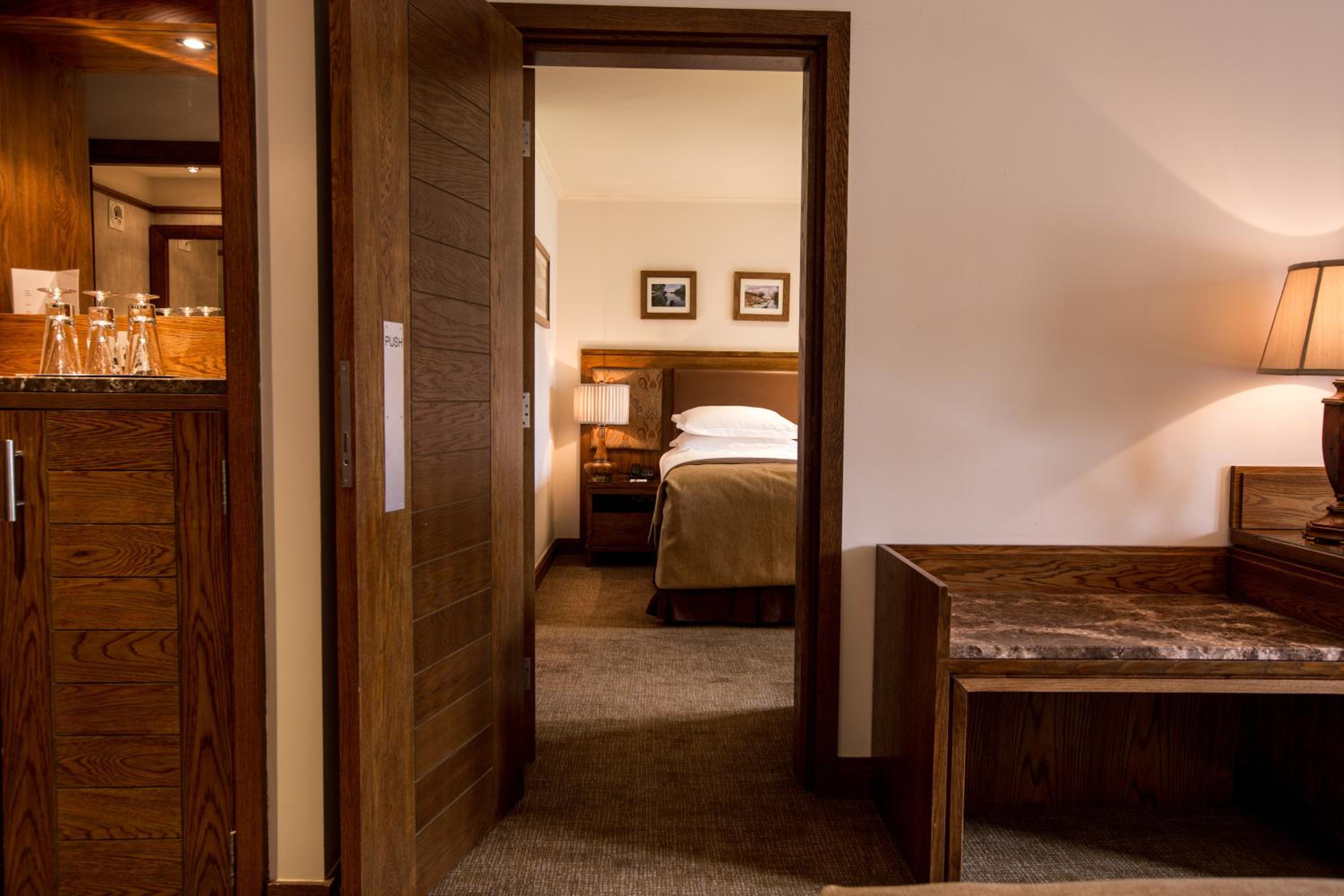 Superior King Room photo 1