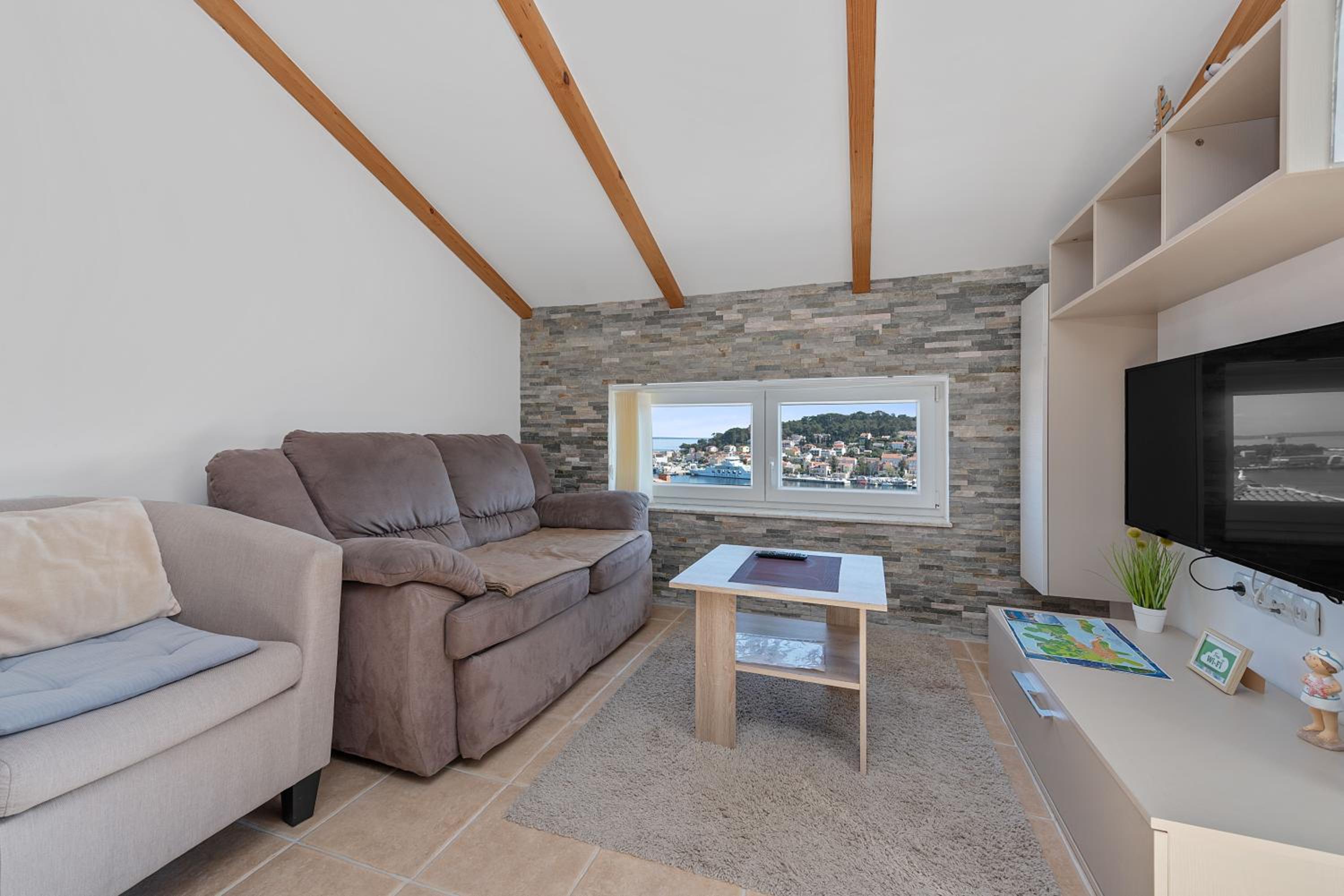 Superior One-Bedroom Apartment with Terrace and Sea View photo 1