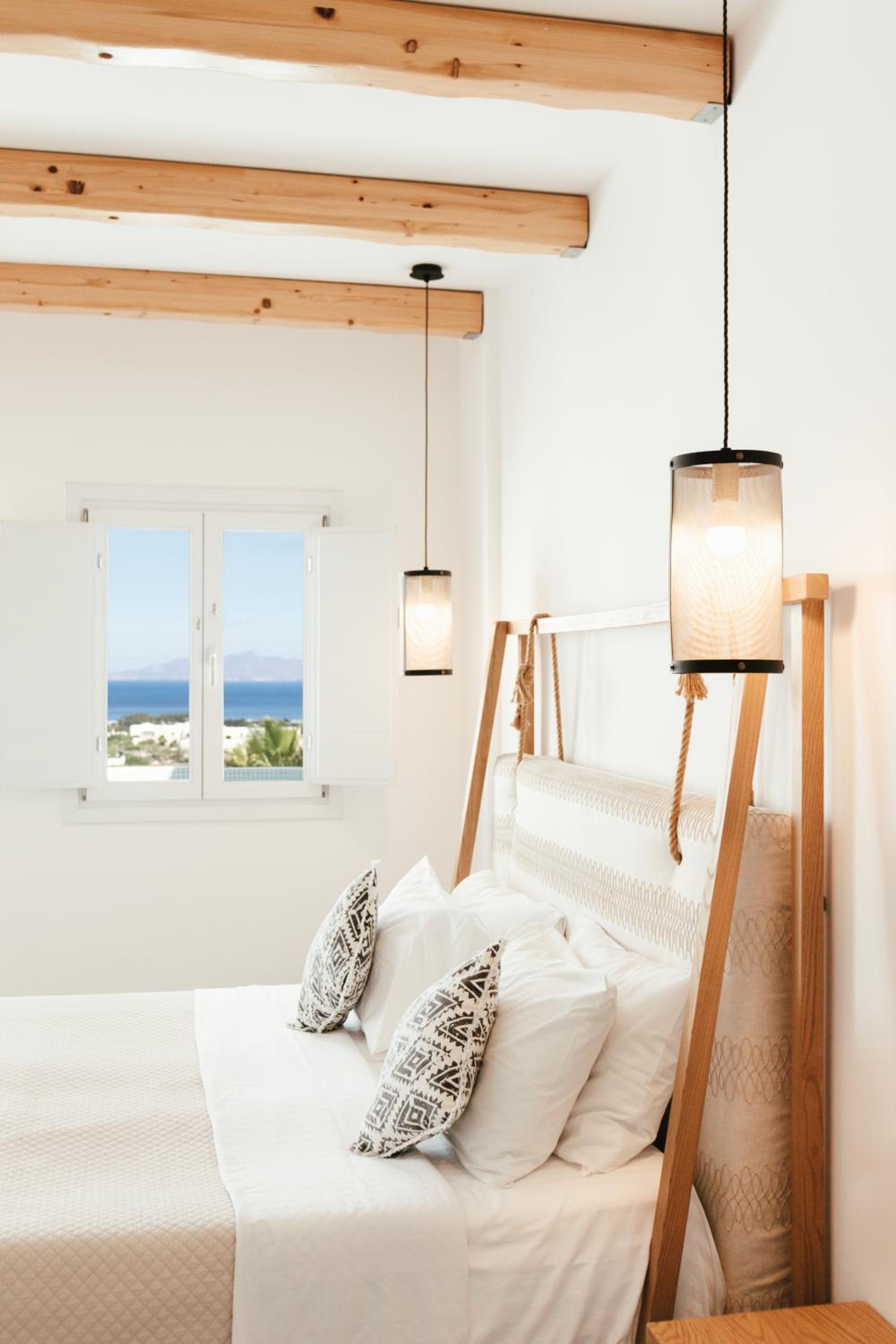 Suite with Sea View and Jetted Hot Tub