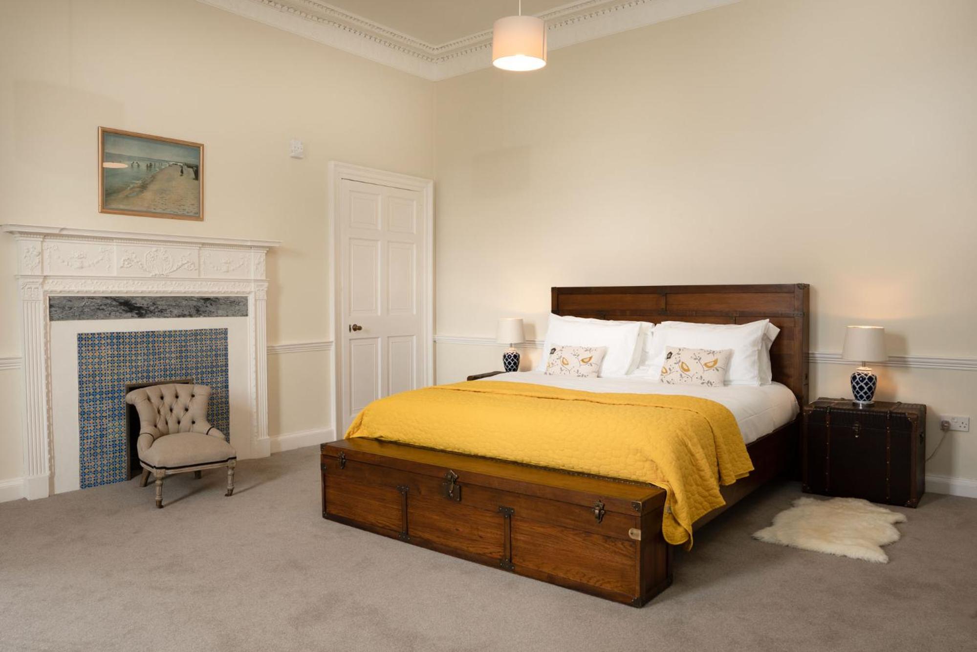 Villa photo 1