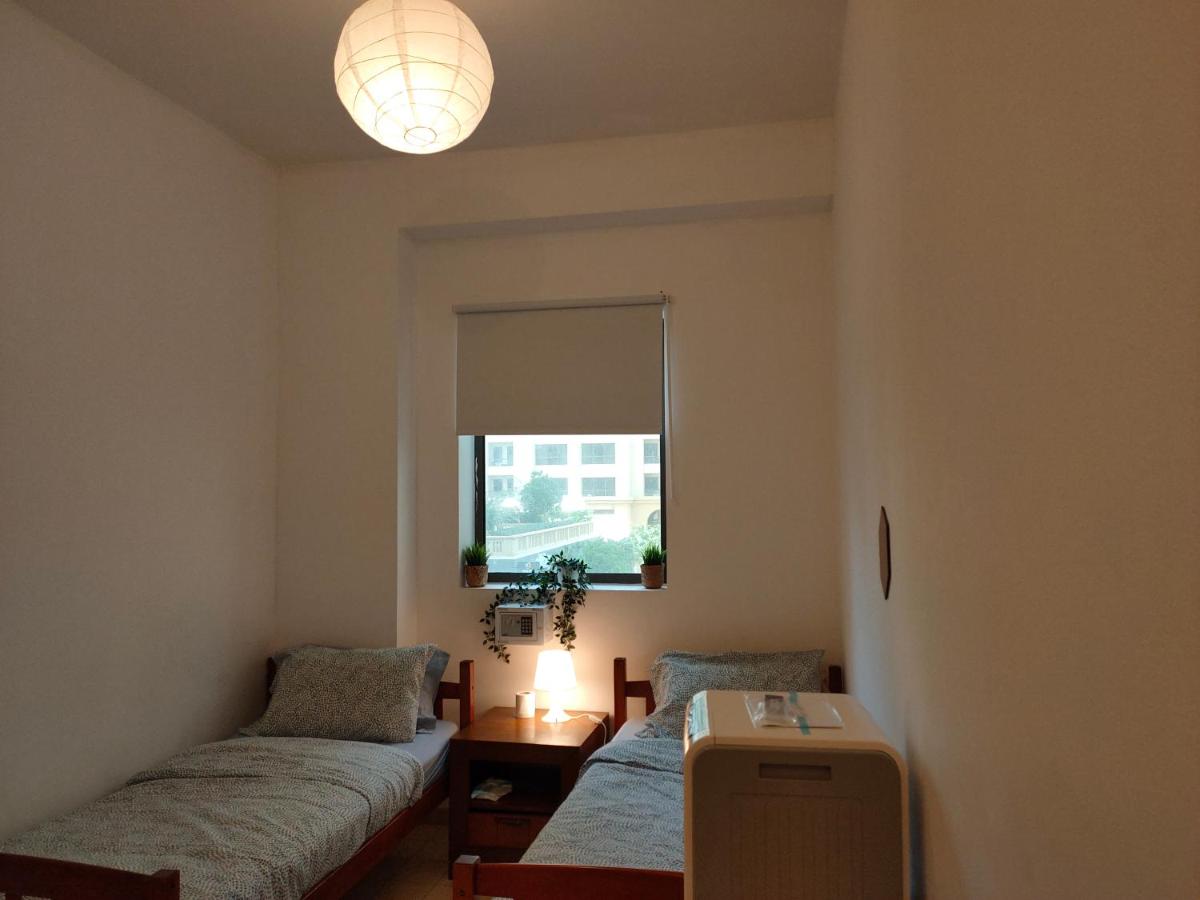 Twin Room with Private Bathroom photo 2