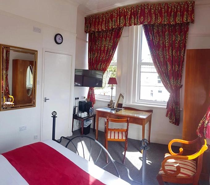 Standard Double Room photo 2