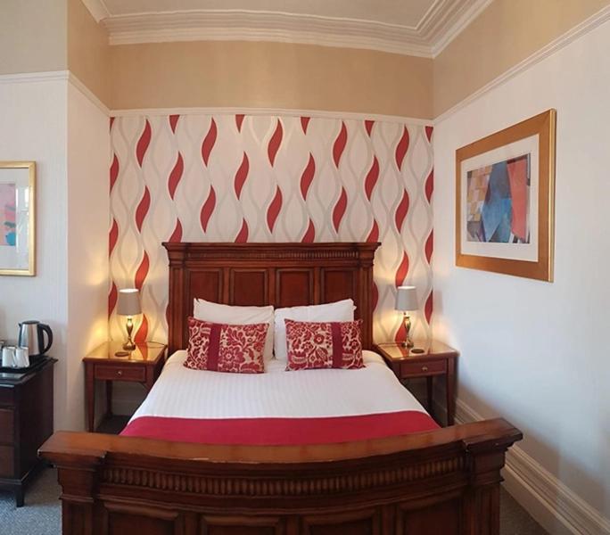 Deluxe Family Room - Photo 17