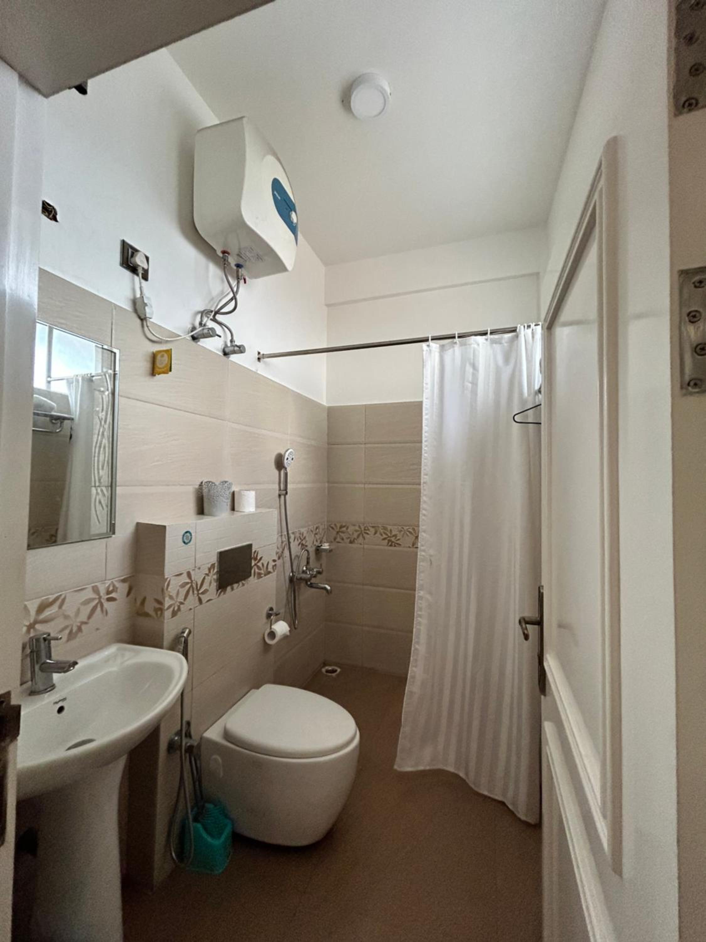 Deluxe King Room photo 2