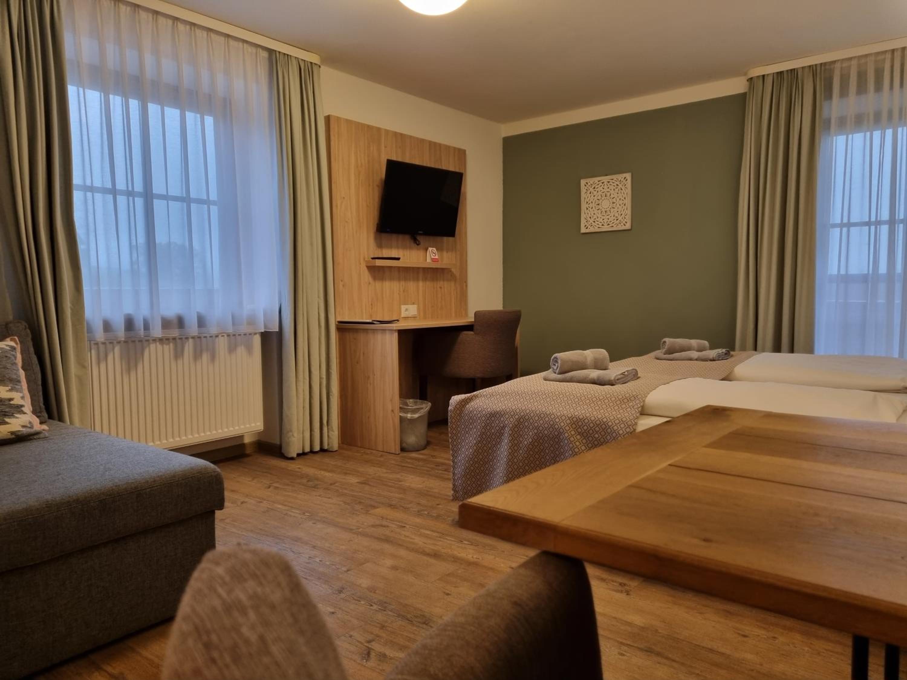Double Room with Balcony photo 2