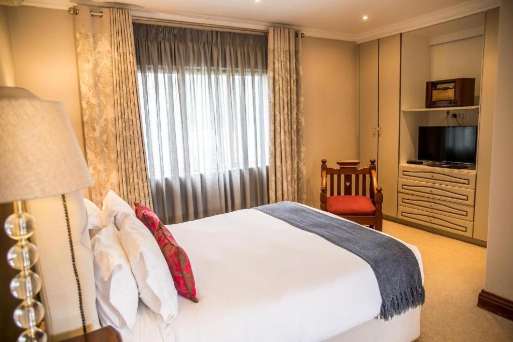 Superior Twin Room photo 3