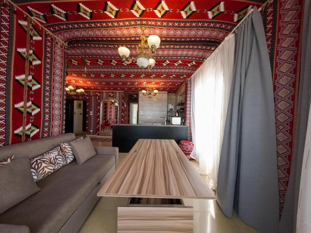 One-Bedroom Apartment - Photo 19