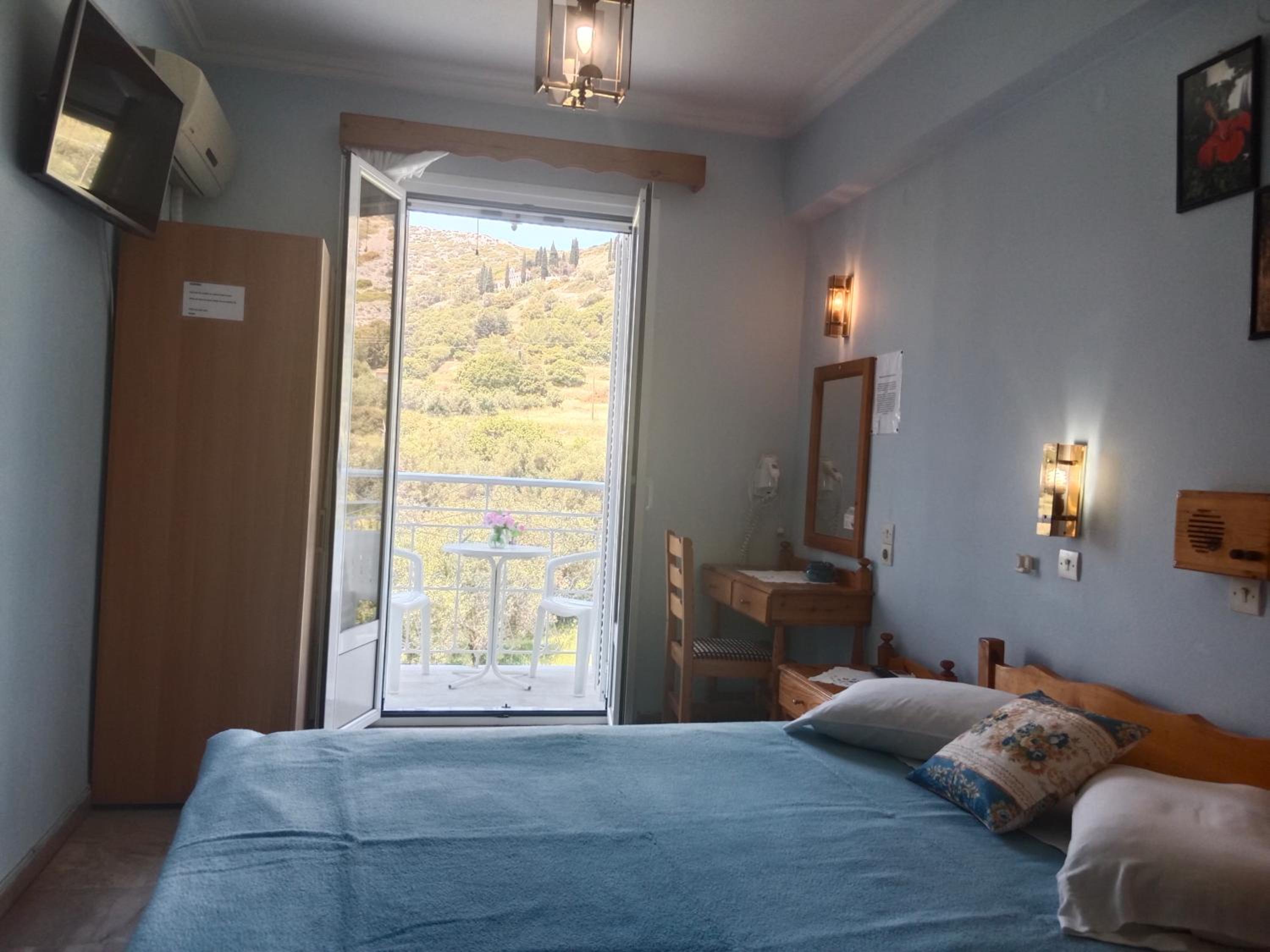 Double Room with Mountain View