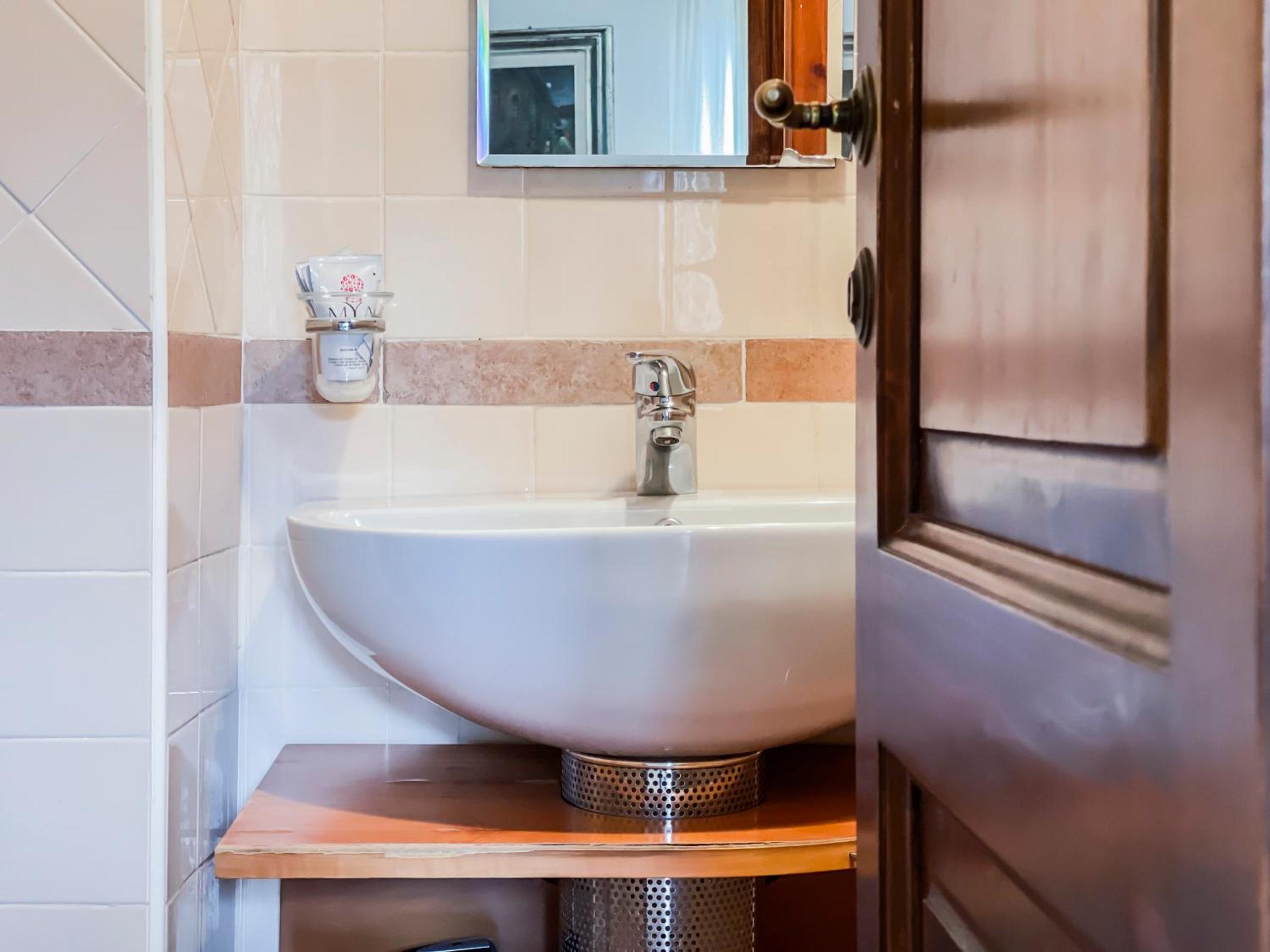 Classic Apartment - Photo 14