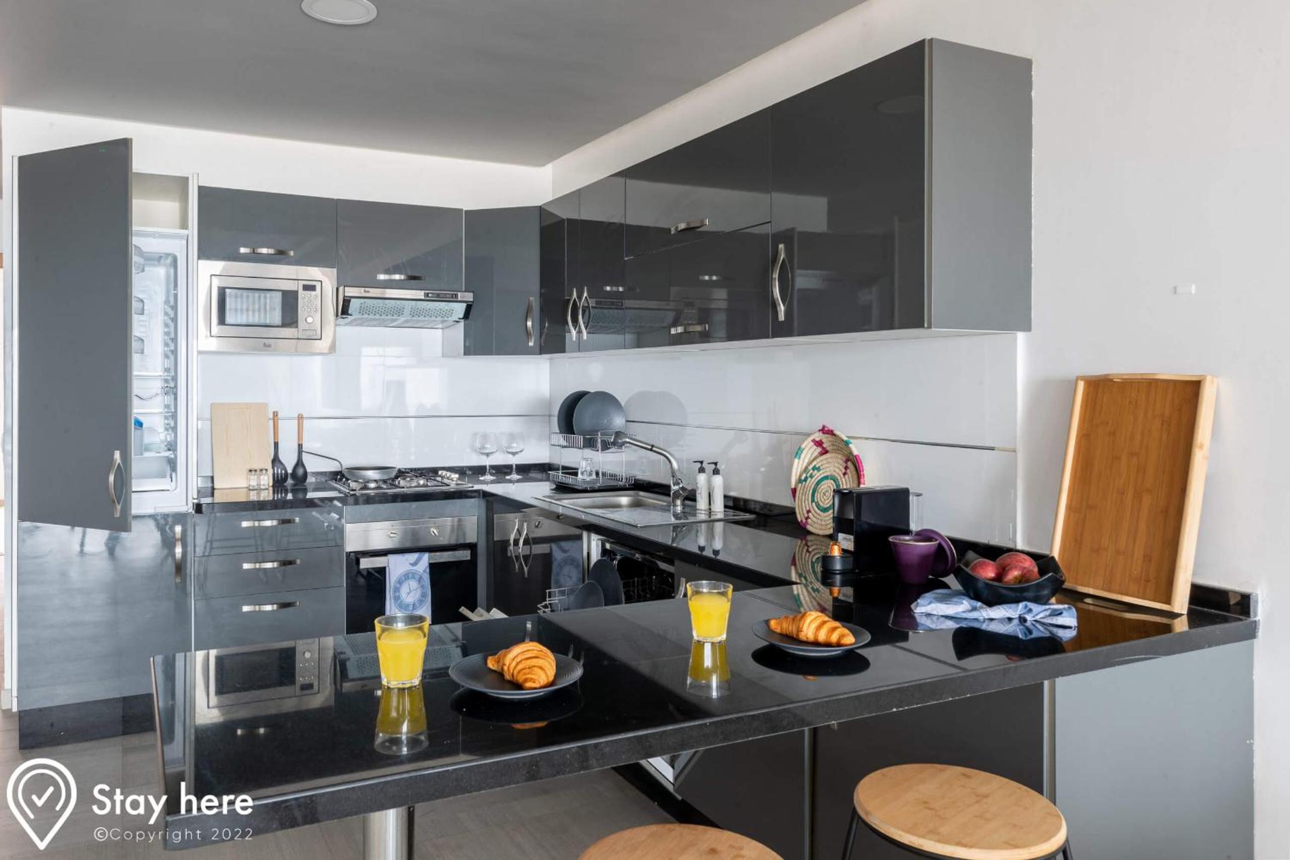 Two-Bedroom Apartment - Photo 10
