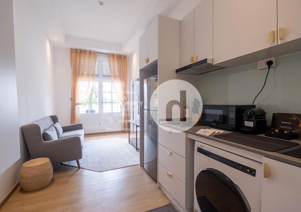 One Bedroom Rochor photo 2