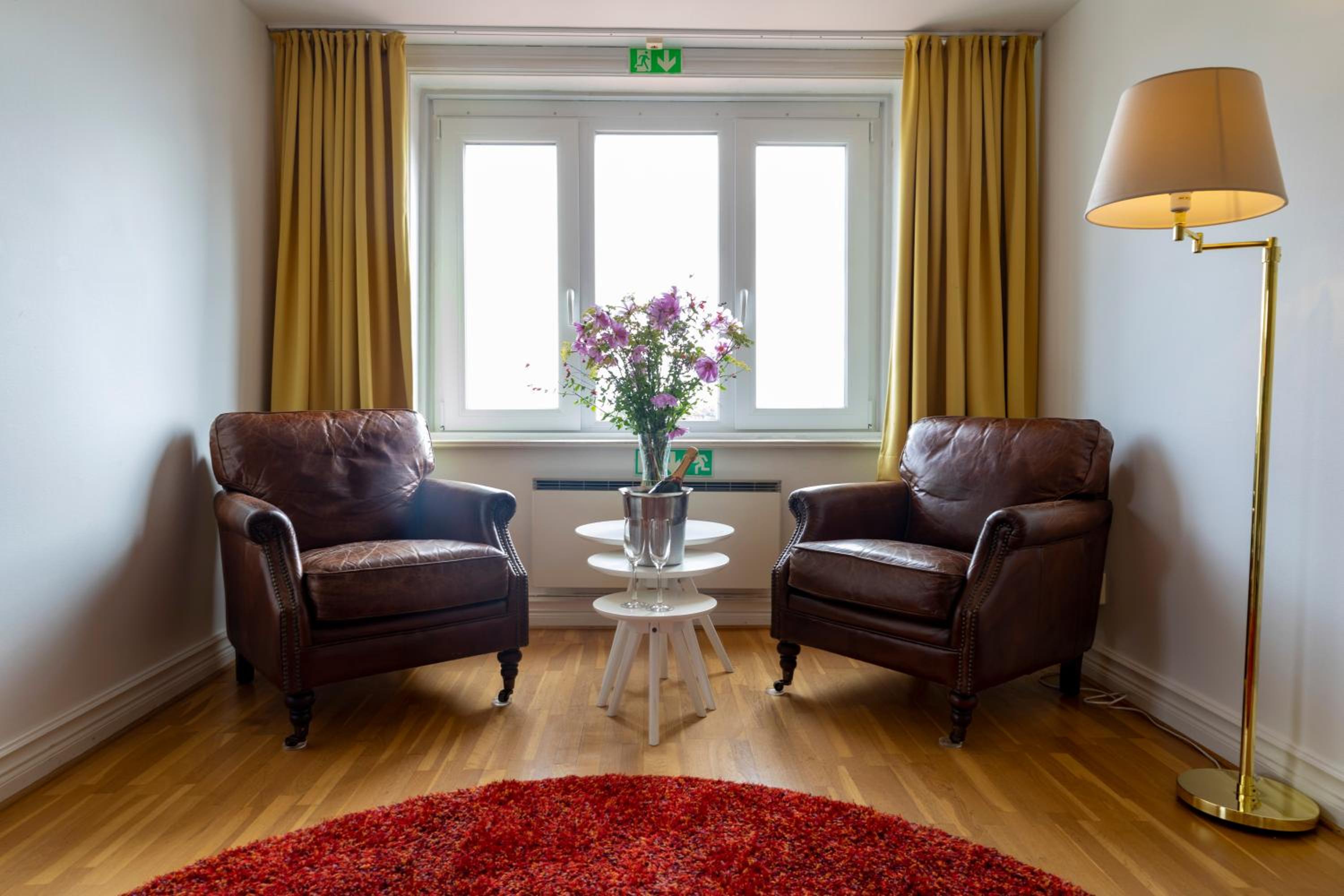 Suite with Lake View photo 3