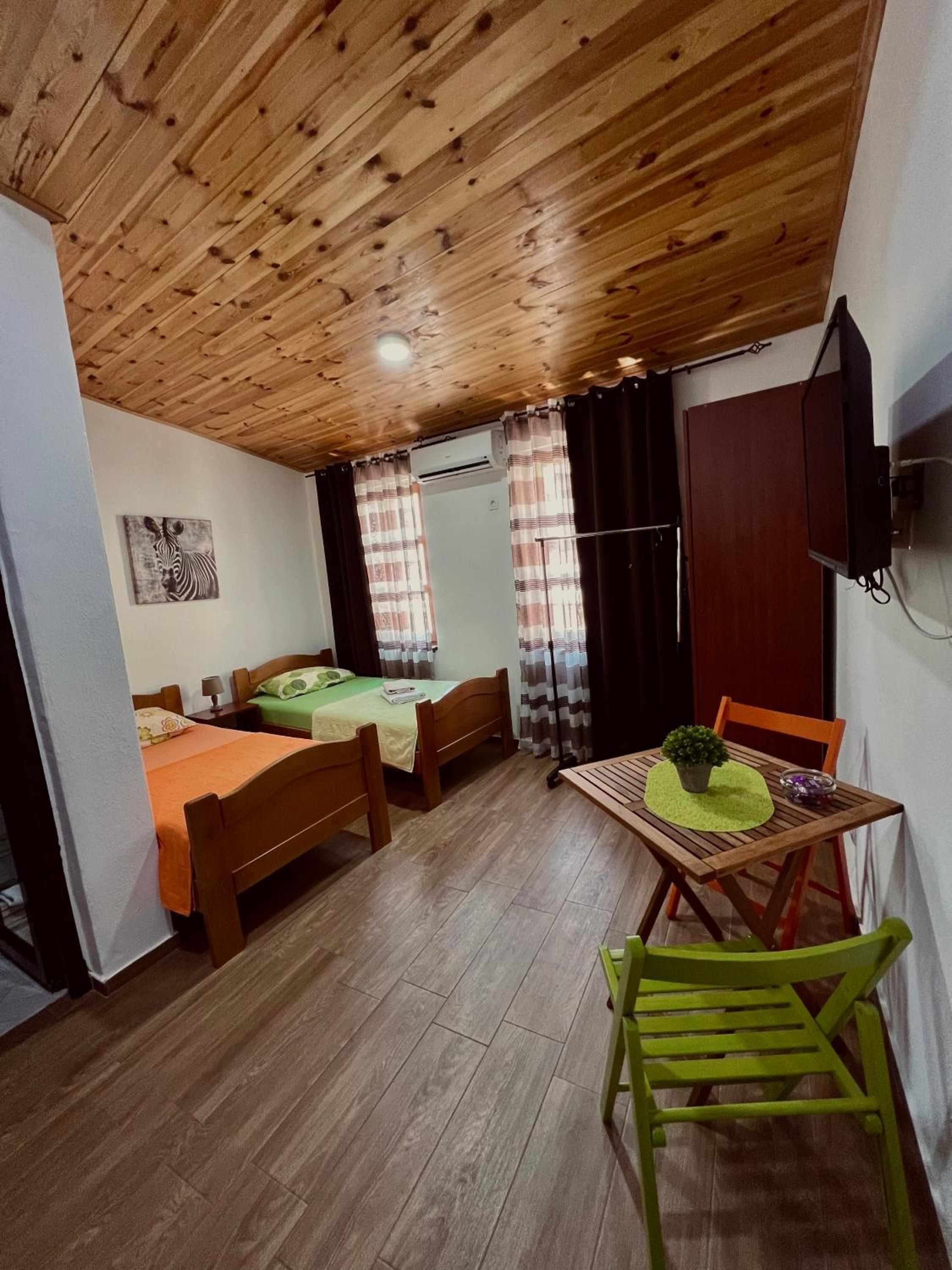 Economy Twin Room