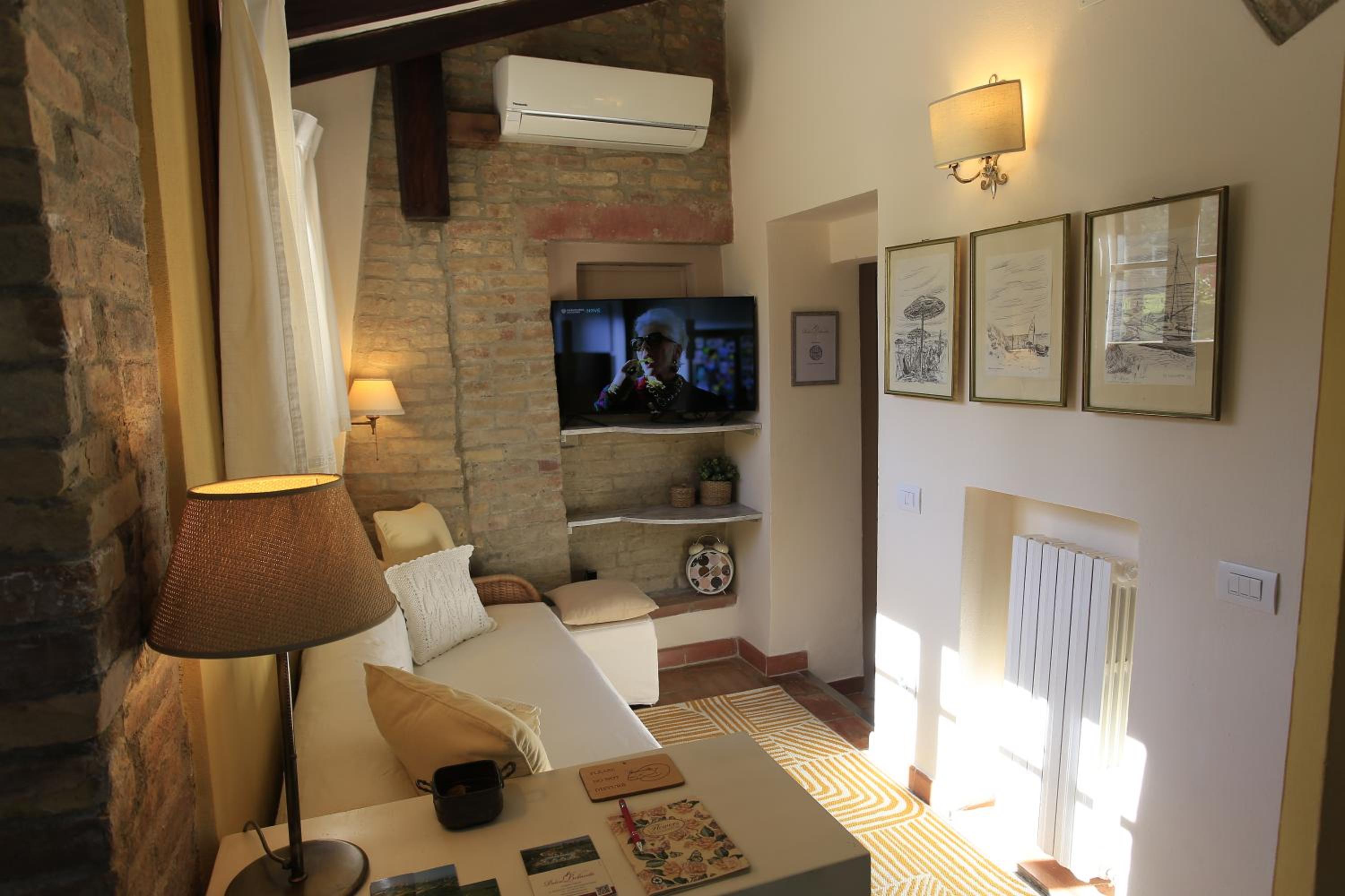 Junior Suite with Terrace photo 3