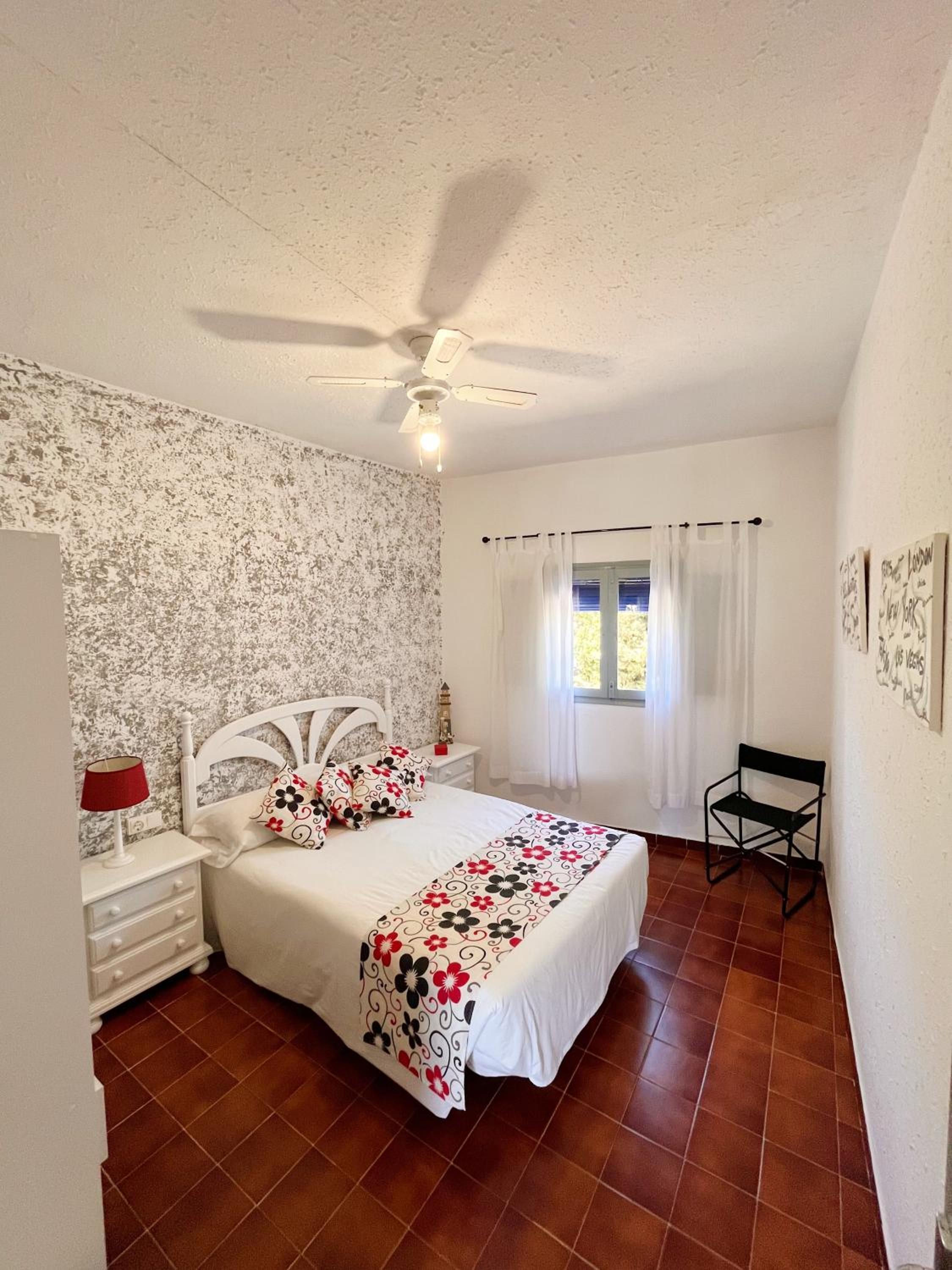 Apartamento de Cuatro Habitaciones