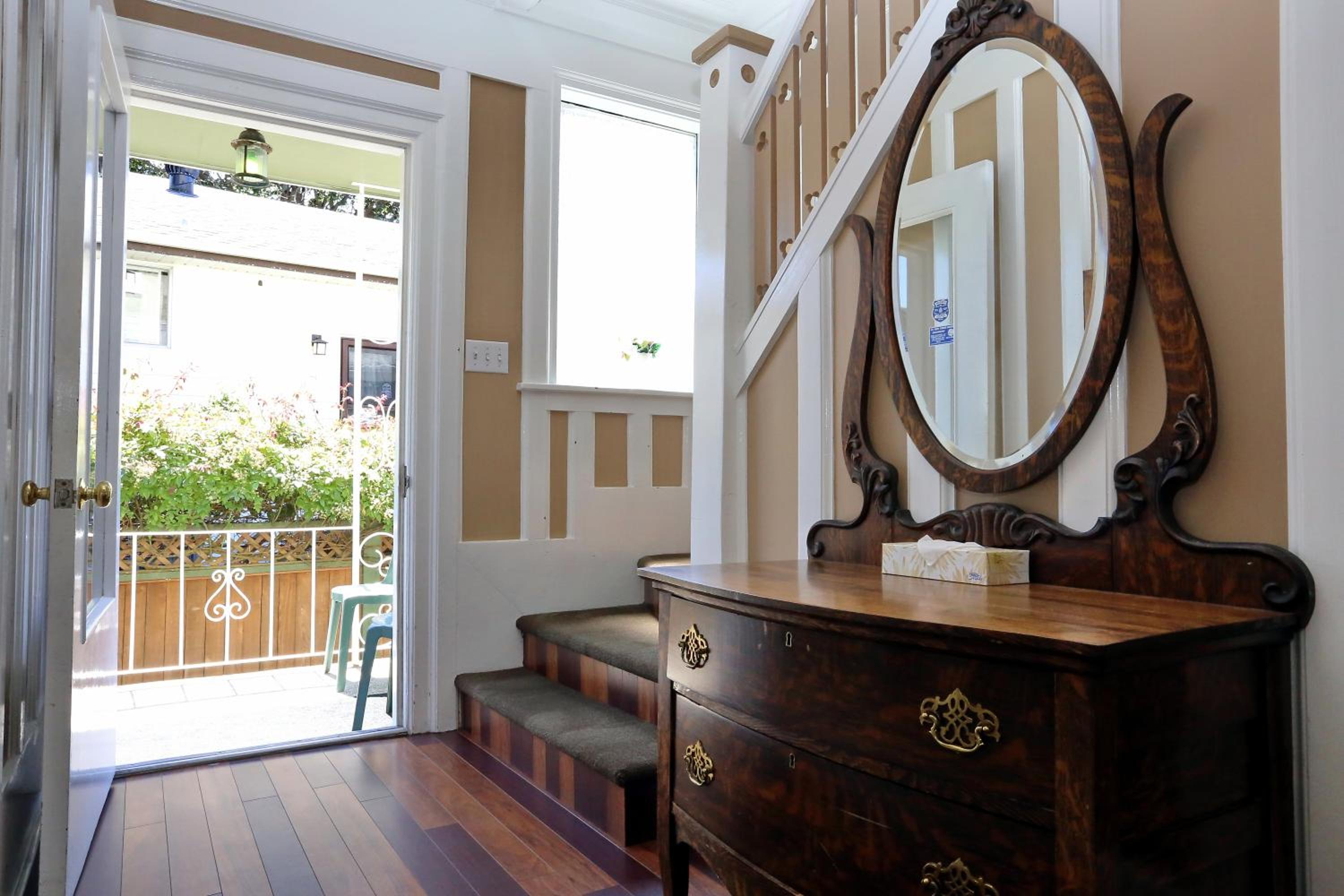 One-Bedroom Suite photo 2