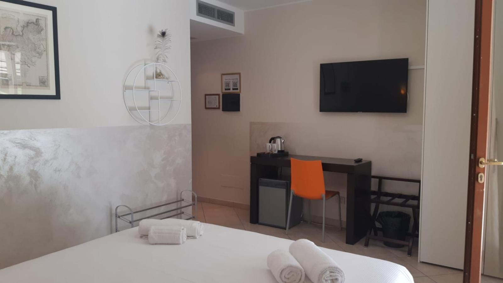 Double Room with Terrace photo 3