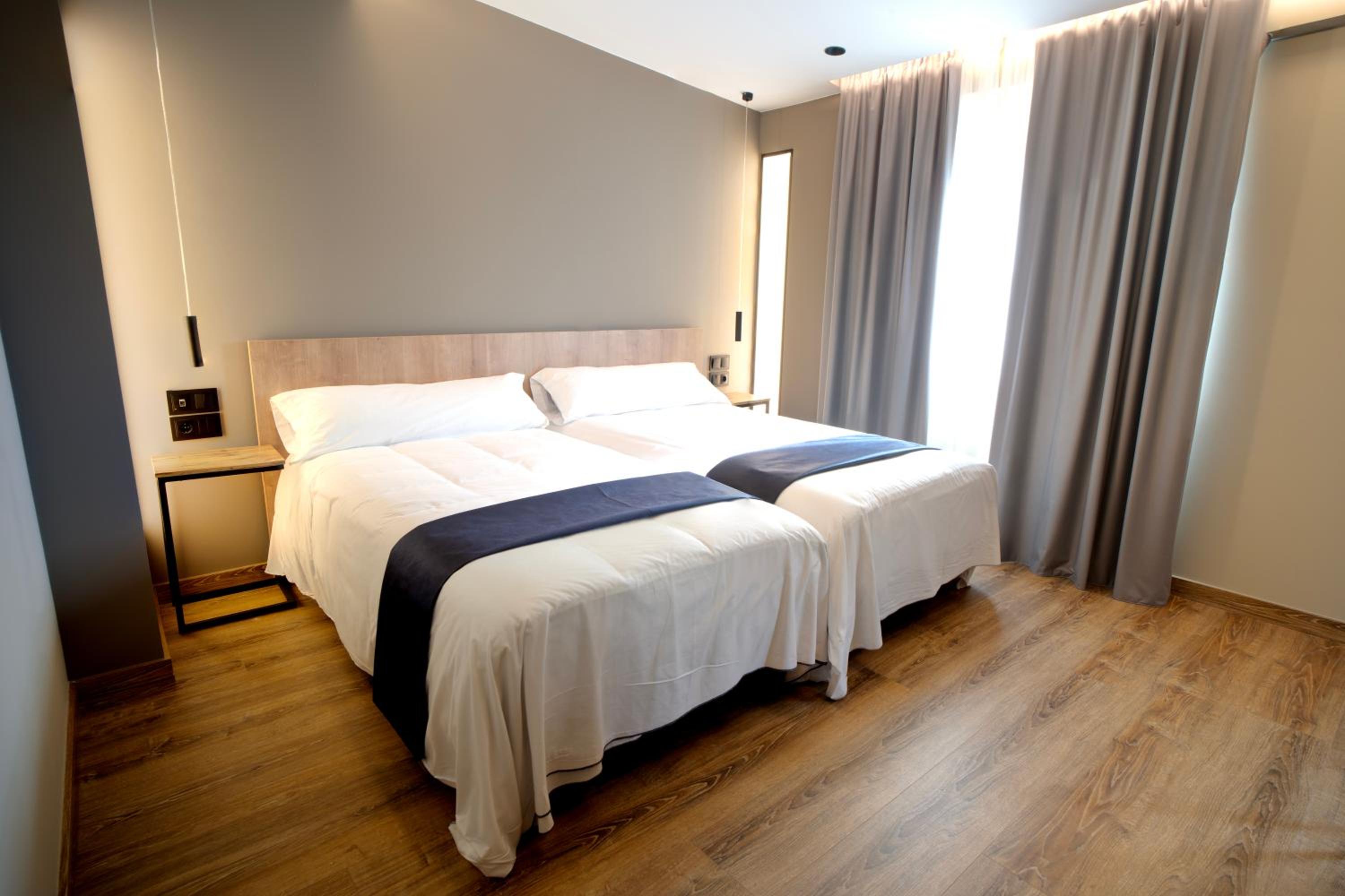 Habitación Estándar con Dos Camas Individuales