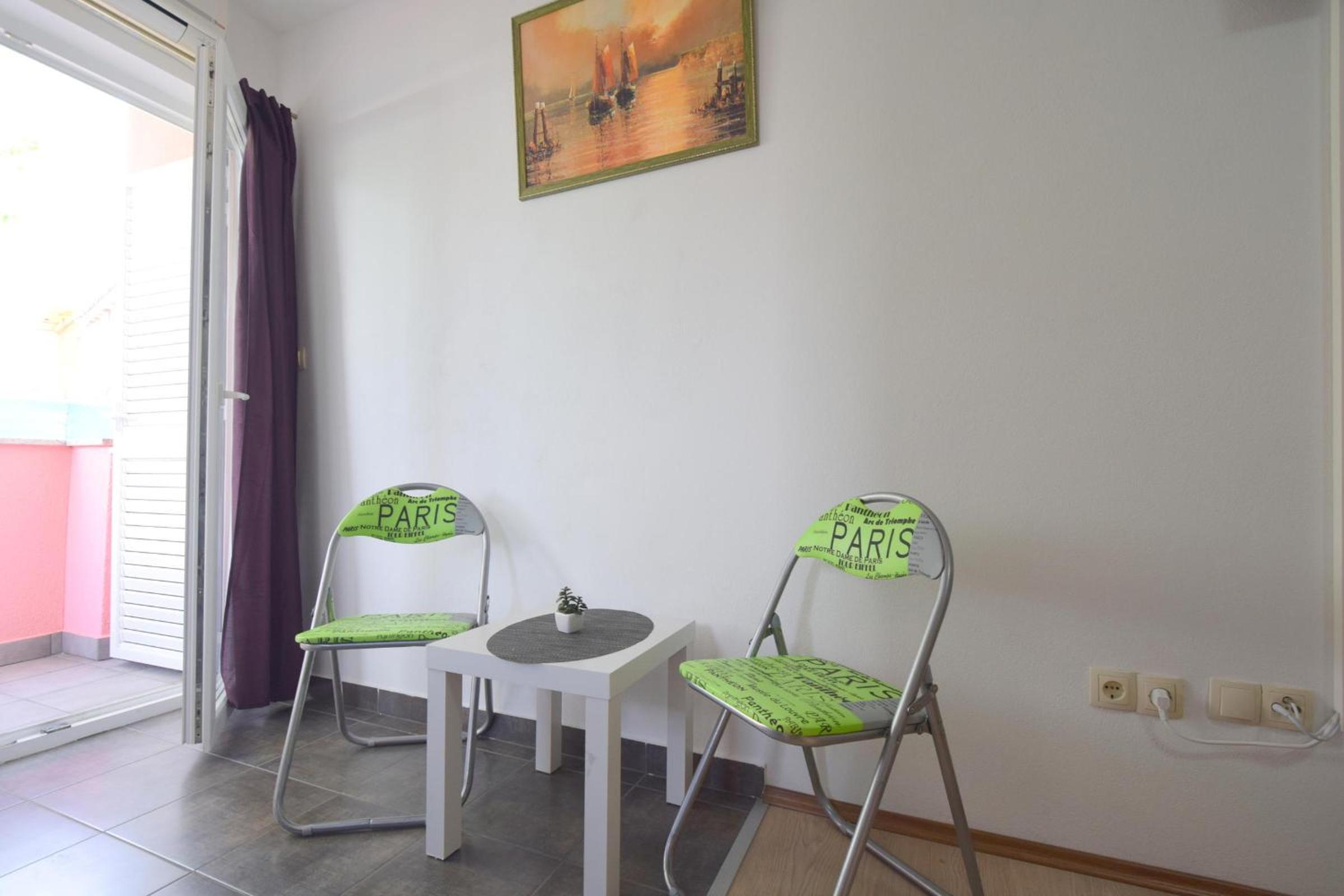 Double Room with Patio photo 2