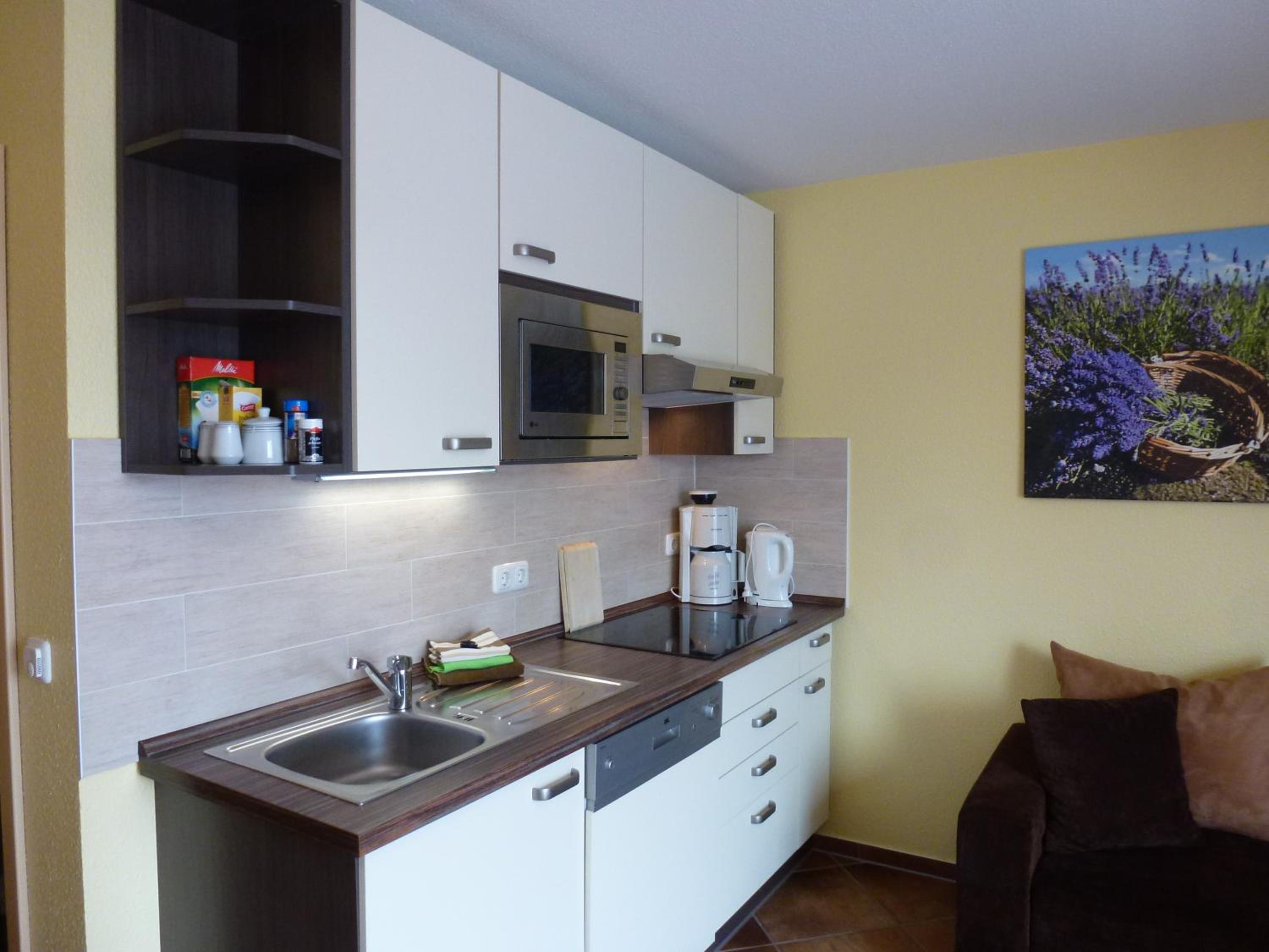 Two-Bedroom Apartment (2-5 Adults) photo 2