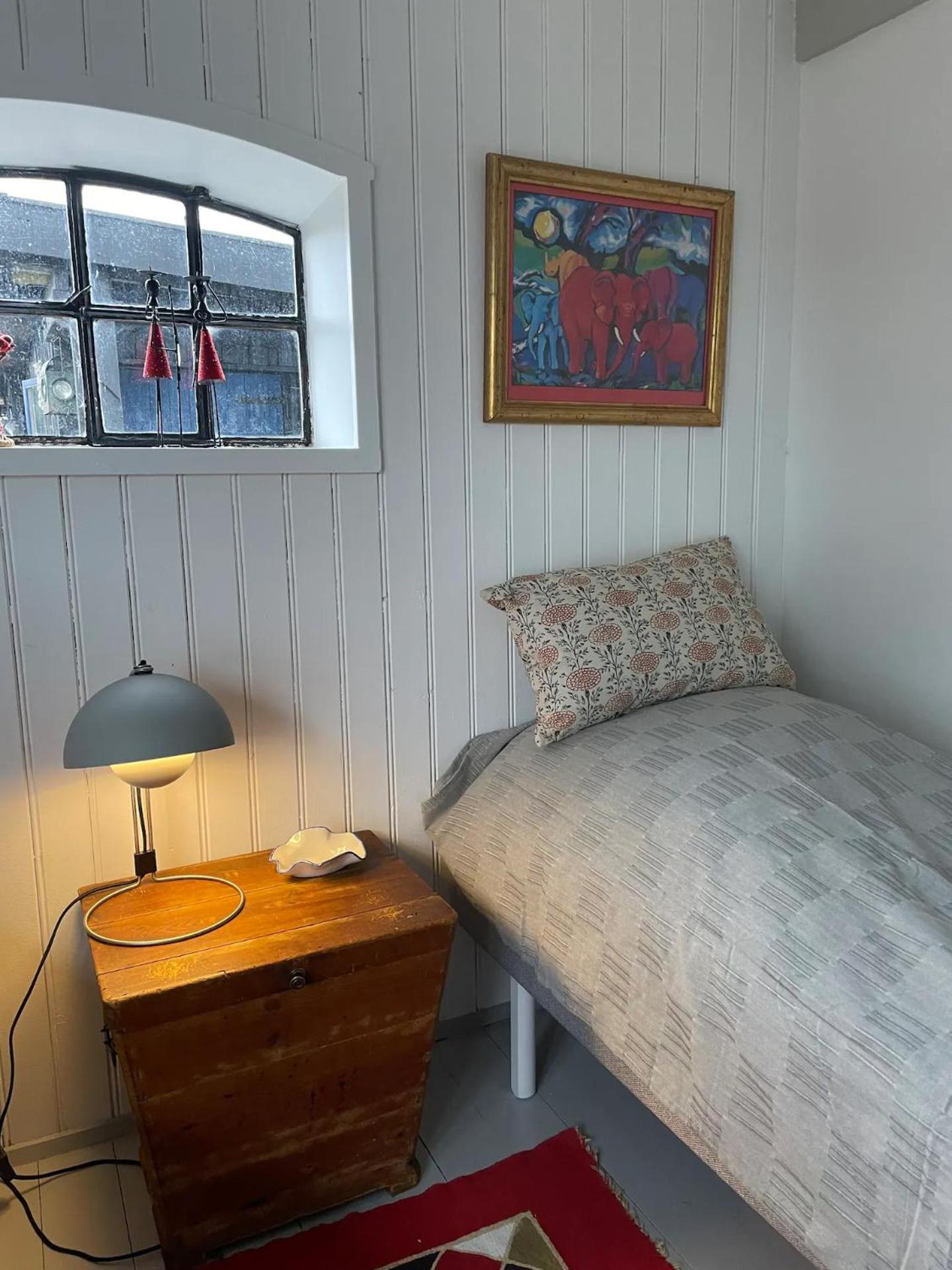 Double Room with Shared Bathroom photo 3