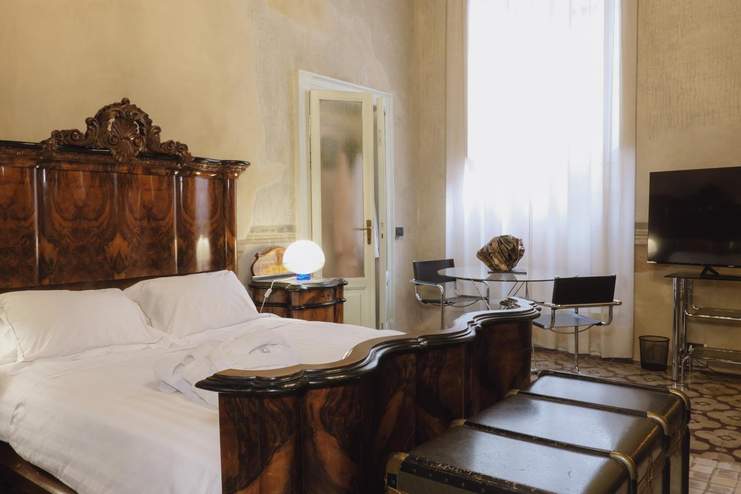Superior Double Room - Photo 7