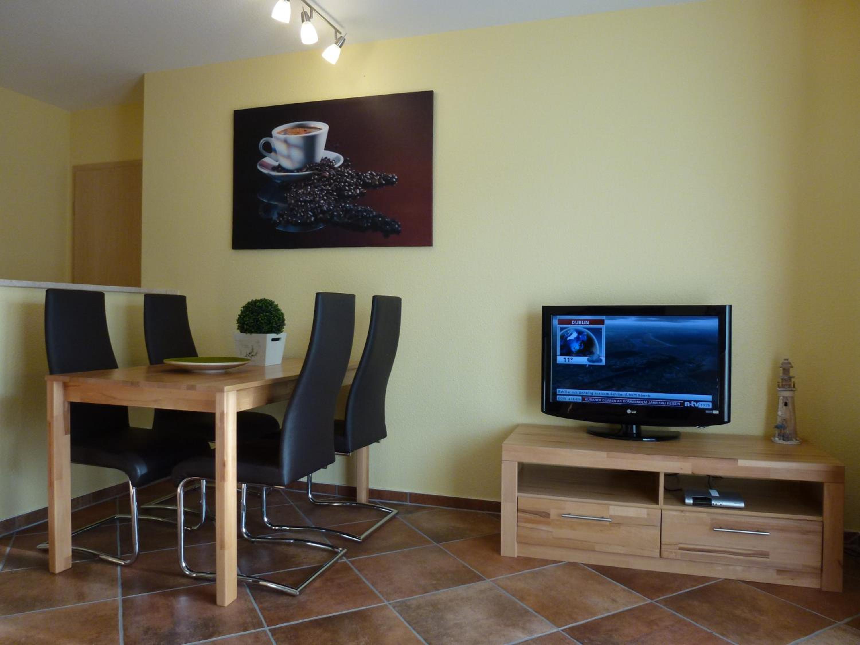 One-Bedroom Apartment photo 2