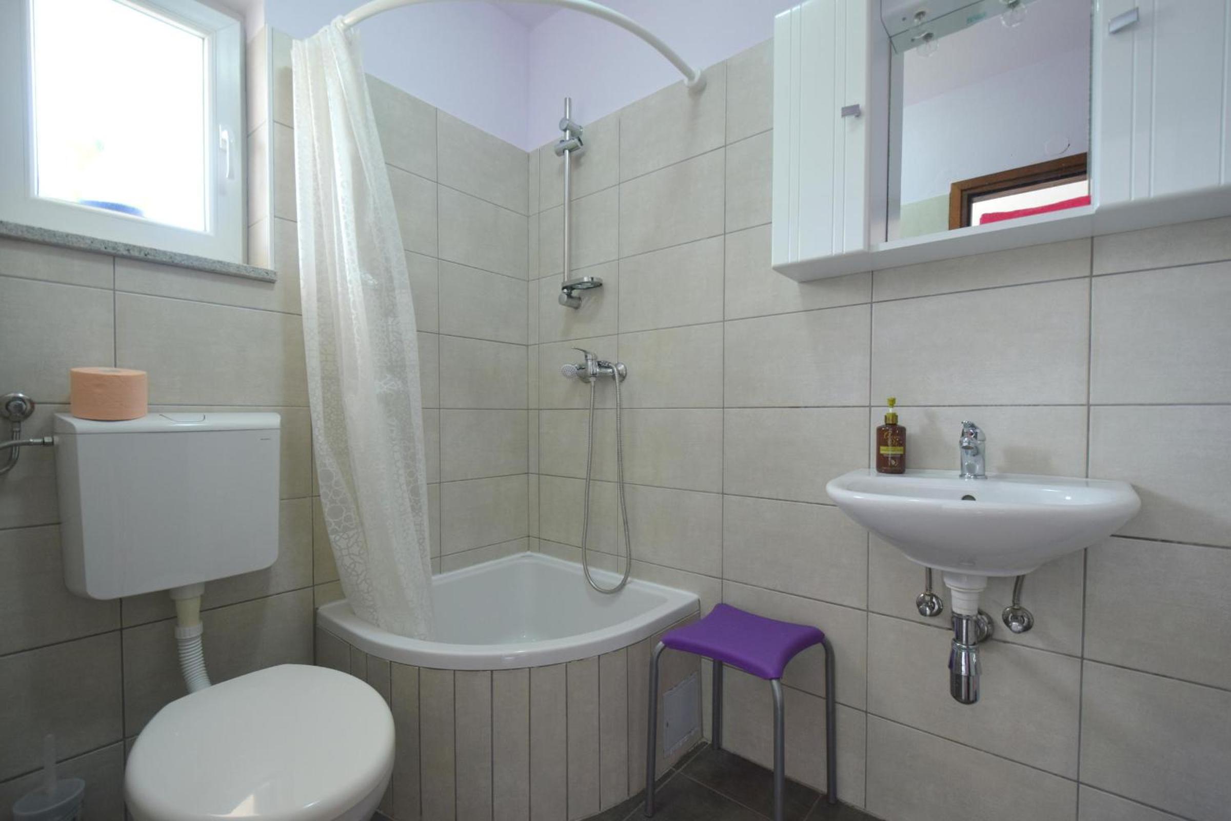 Double Room - Ground Floor photo 3