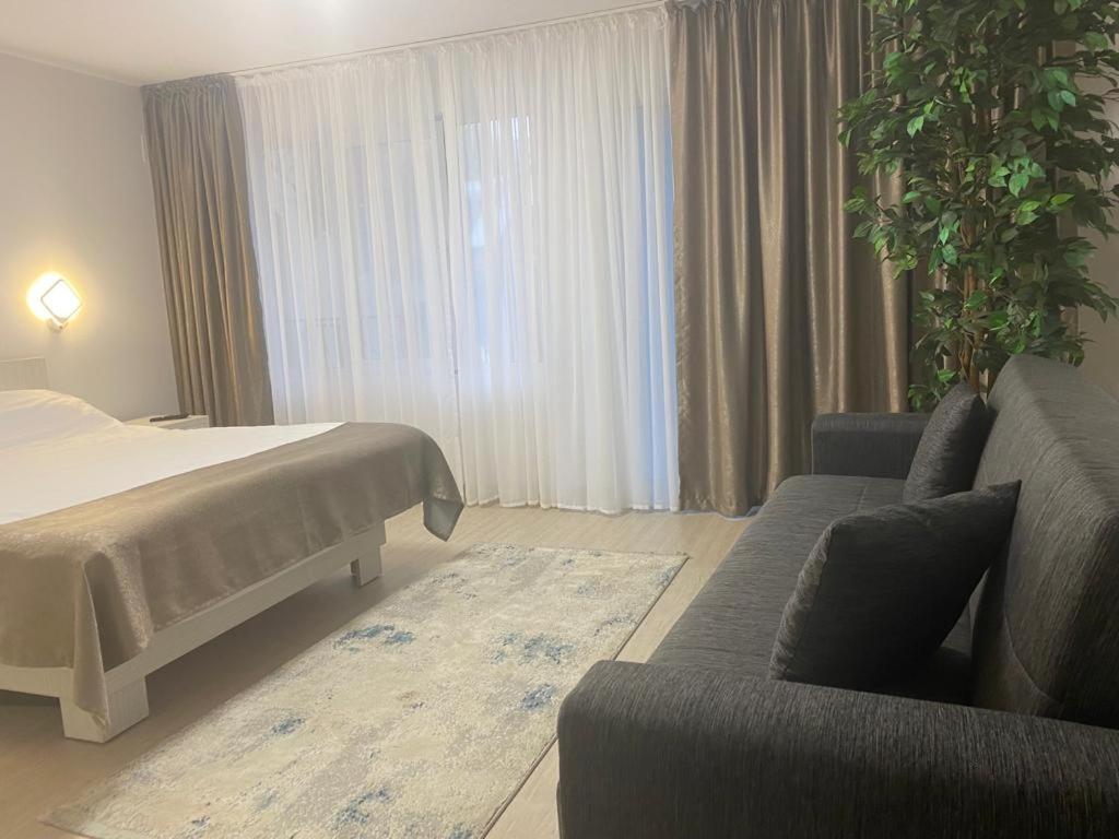 Triple Room with Bathroom photo 2