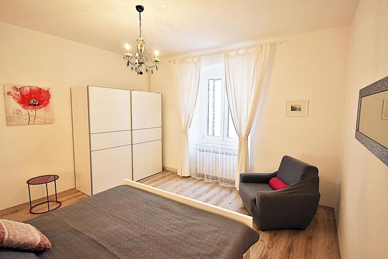 Two-Bedroom Apartment photo 2
