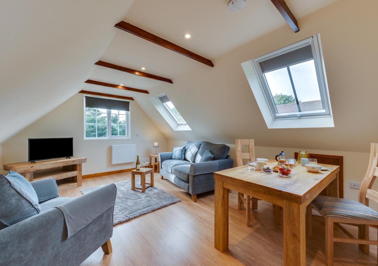 One-Bedroom House photo 1