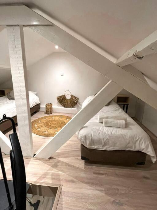 Two-Bedroom Apartment photo 2