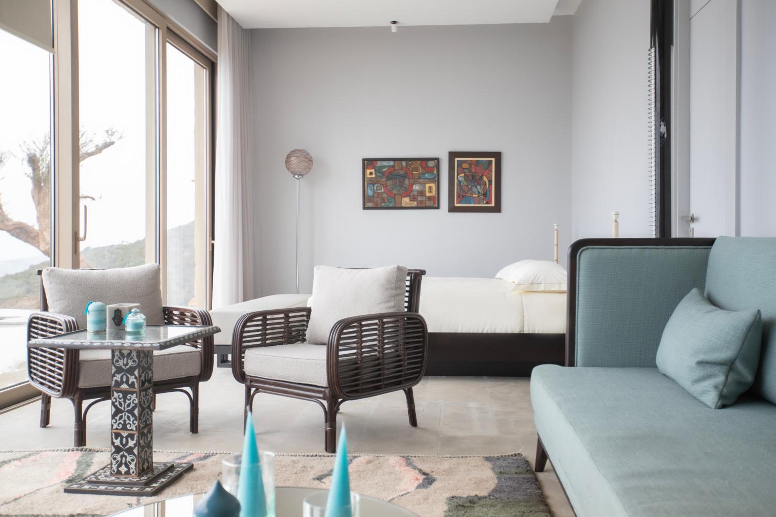Sirine Pool Suite with Ocean View - Photo 18