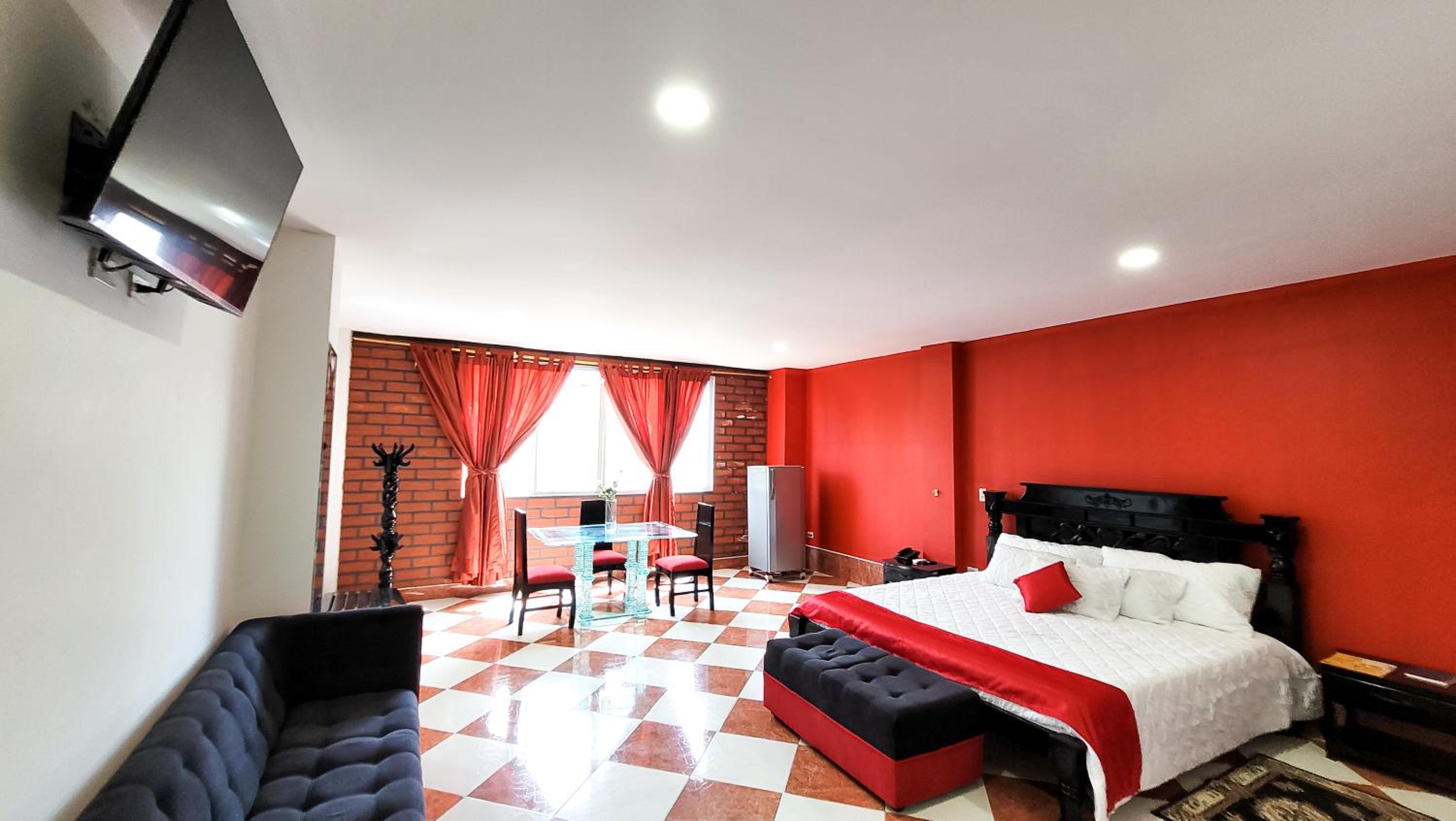 Deluxe Suite