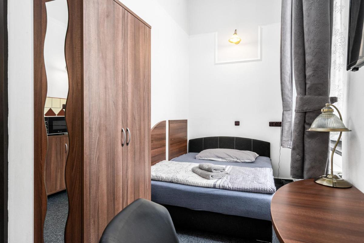Single Room photo 1